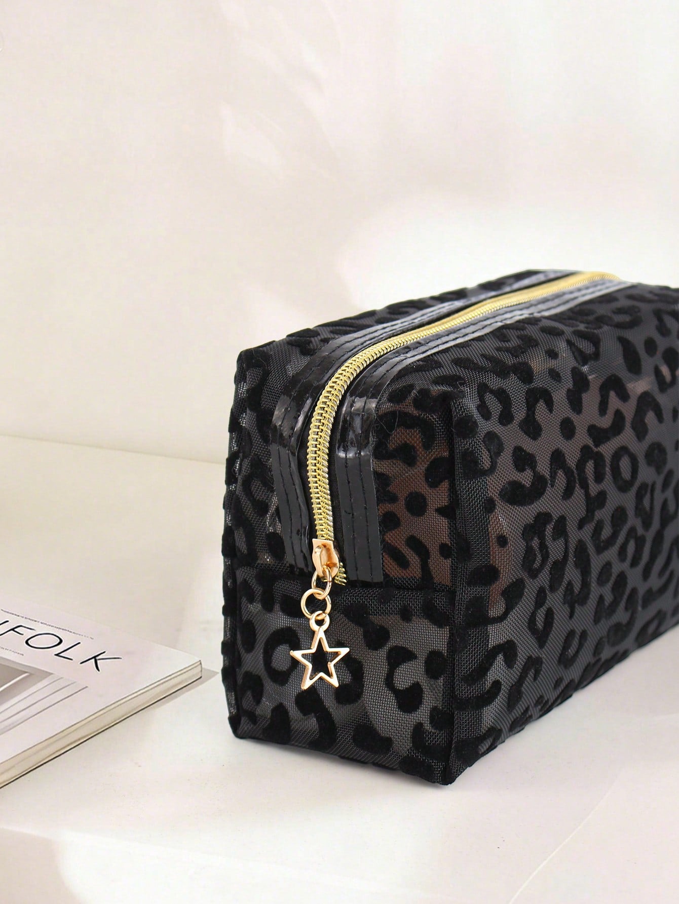 3pcs Large Capacity Fashionable Minimalist Transparent Hollow Mesh Makeup Bag Suitable For Travel, Outings And Home Use