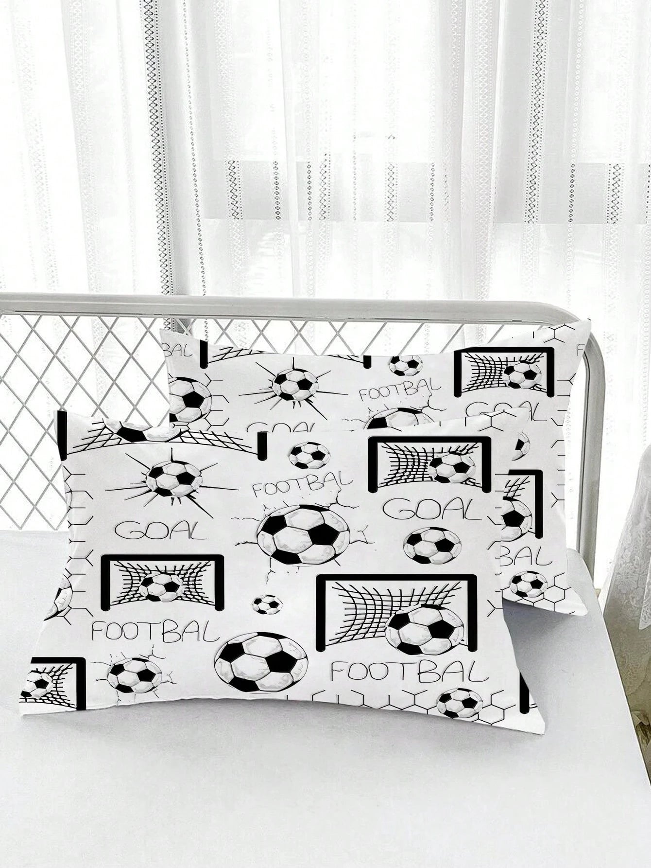 3pcs Soccer Sports Themed Bedding Set (1 Duvet Cover + 2 Pillowcases, Without Comforter/Pillow), Soft & Comfortable For Bedroom, Guest Room, Dorm, Available In Super King, King, Queen, Twin Sizes. Rem