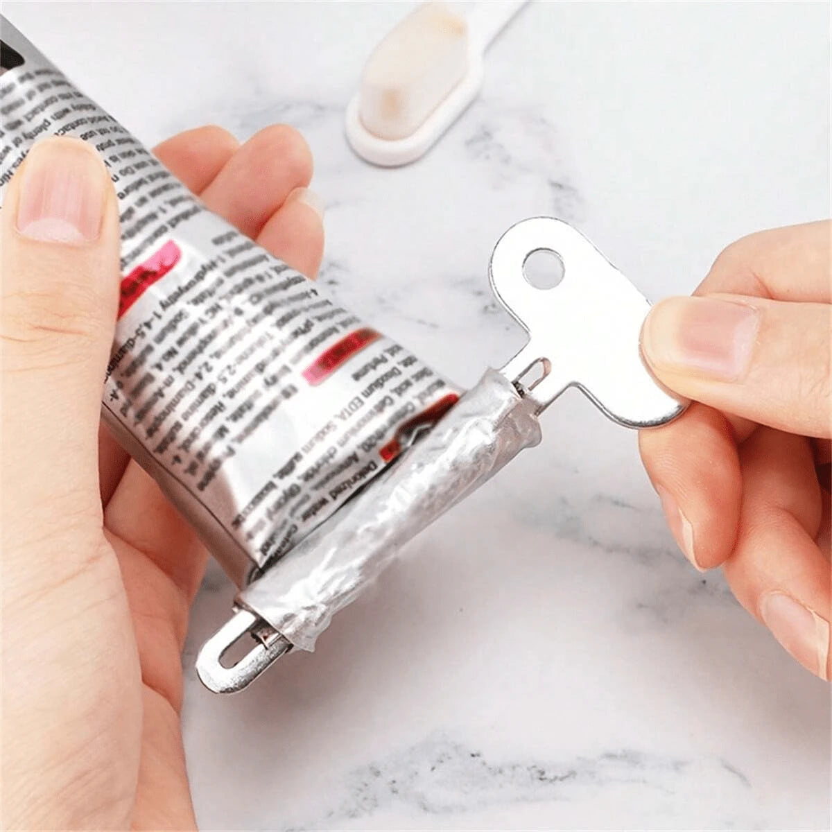 4pcs/2pcs/1pc Manual Toothpaste Squeezer, Toothpaste Dispenser Tool, Bathroom Toothpaste Cleaning Squeezer, Bathroom Supplies, Dorm Supplies, Room Decor, Bathroom Accessories, School Supplies, Toothpa