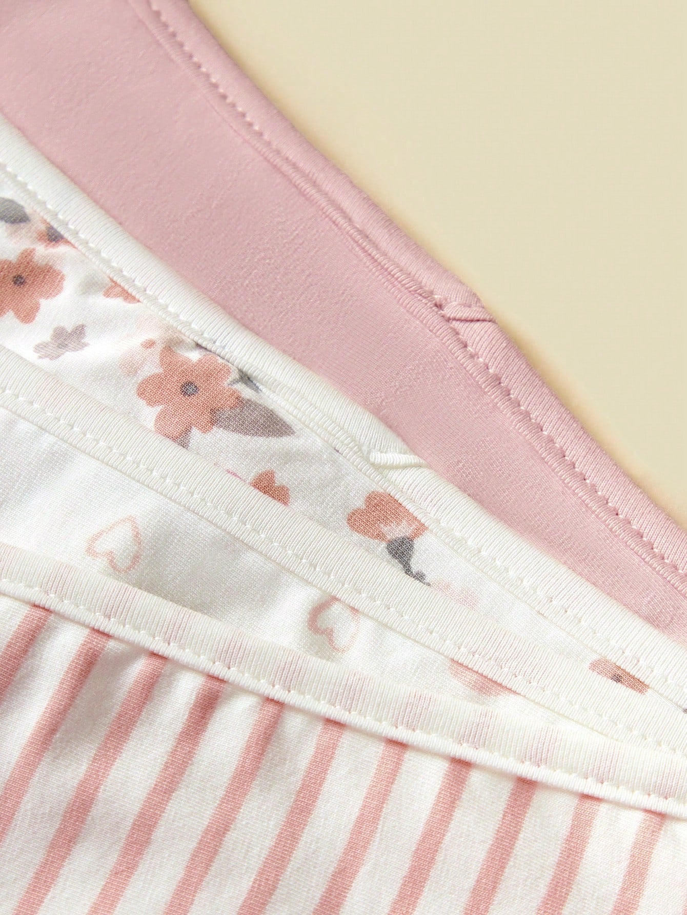 4pcs Baby Burp Cloths, Floral, Heart And Striped Design