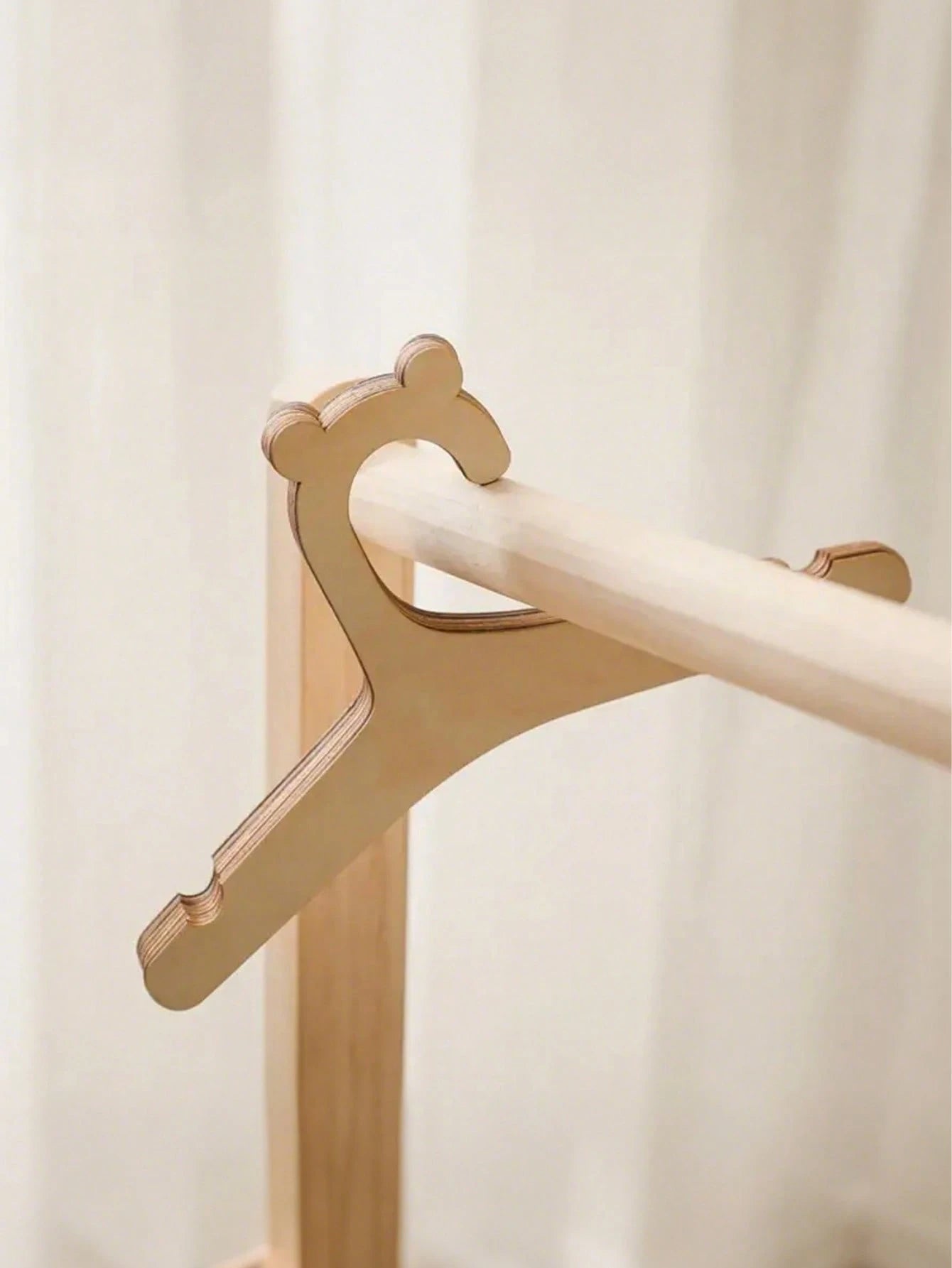 5/10/20pcs Wooden Bear Baby Hangers, Non-Slip Thin Baby Clothes Hangers, Space-Saving Nursery Closet And Wardrobe Storage Organizer