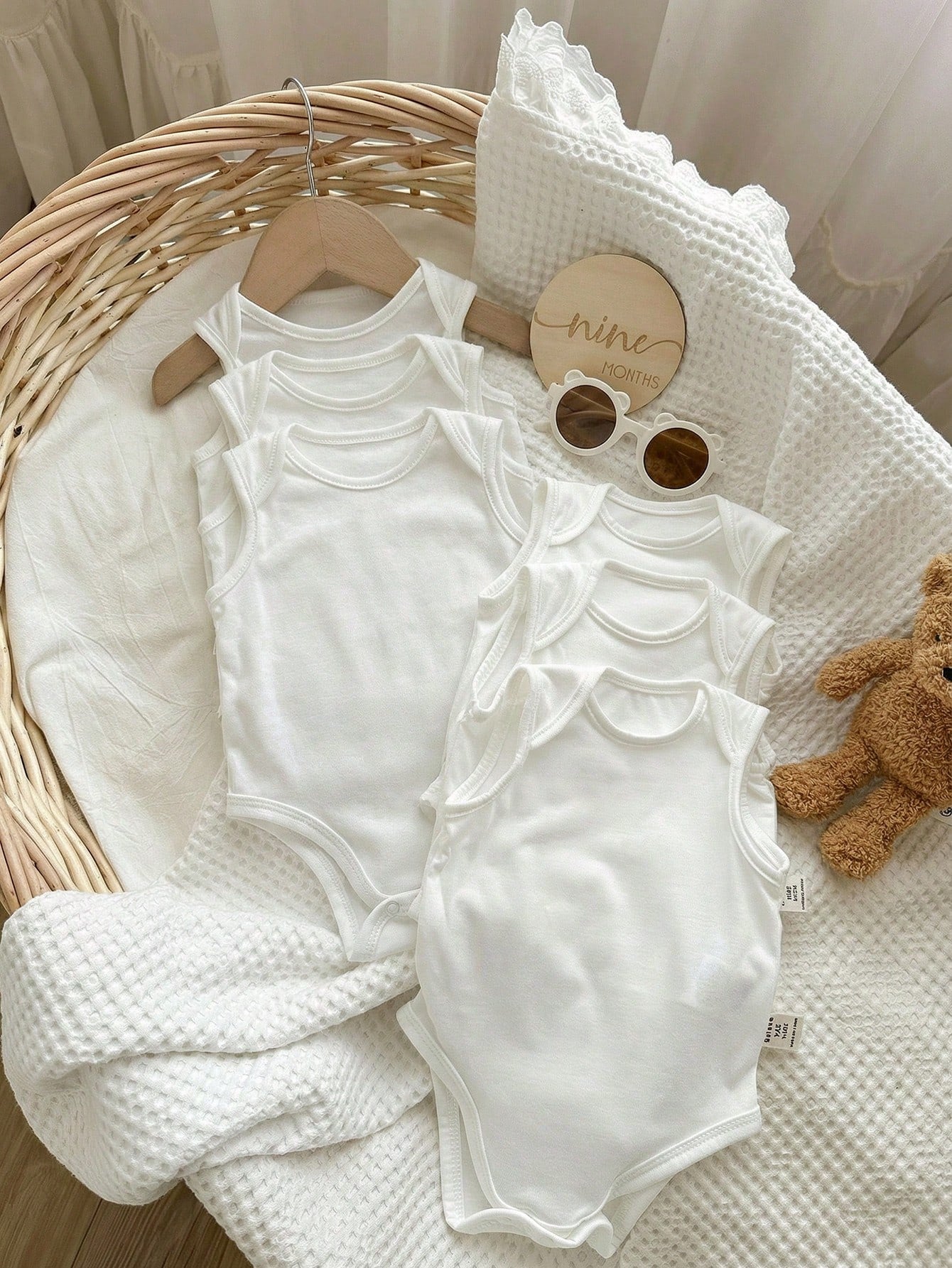 6pcs/Set Newborn Baby Boy Simple Comfortable Solid Color Sleeveless Bodysuit