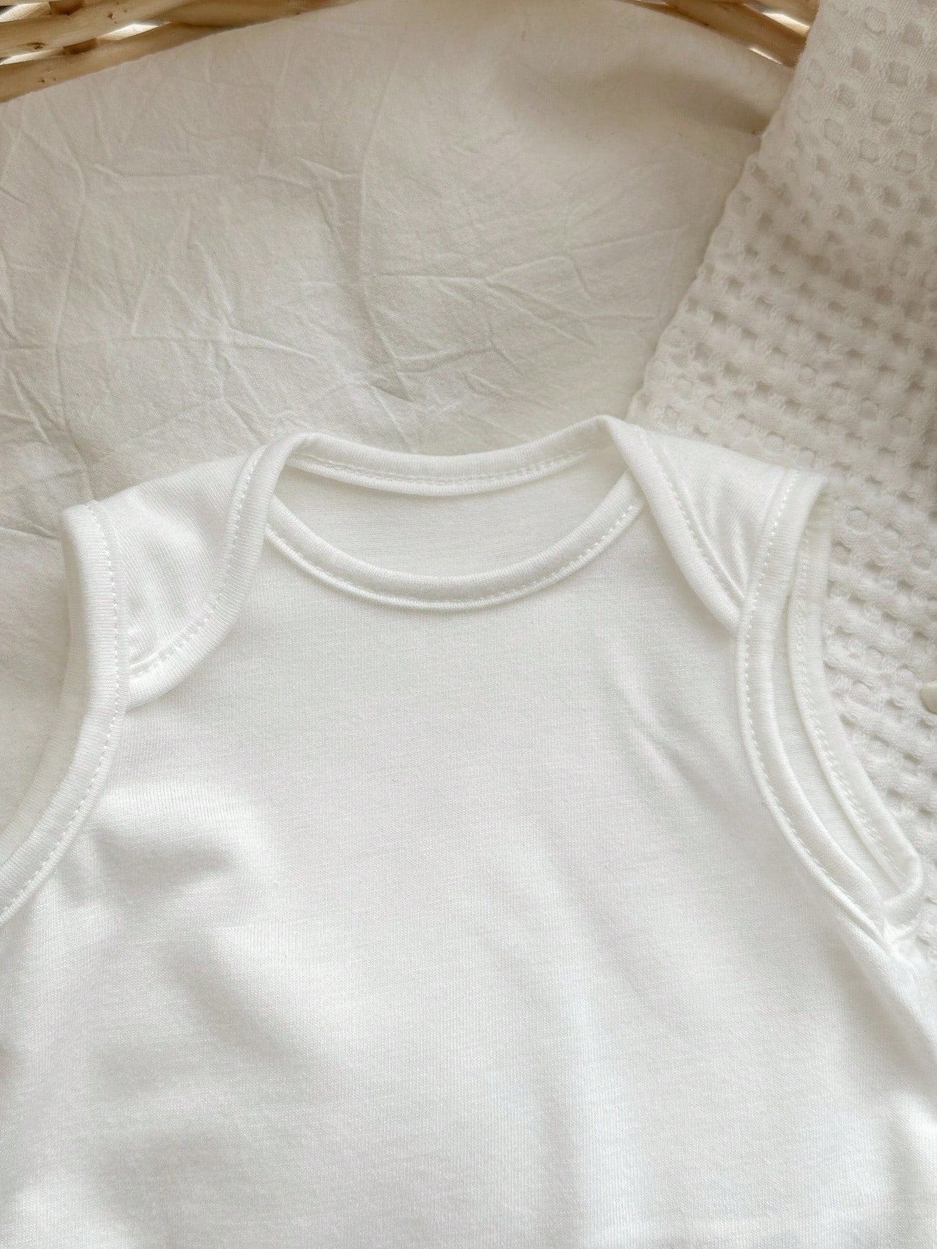 6pcs/Set Newborn Baby Boy Simple Comfortable Solid Color Sleeveless Bodysuit