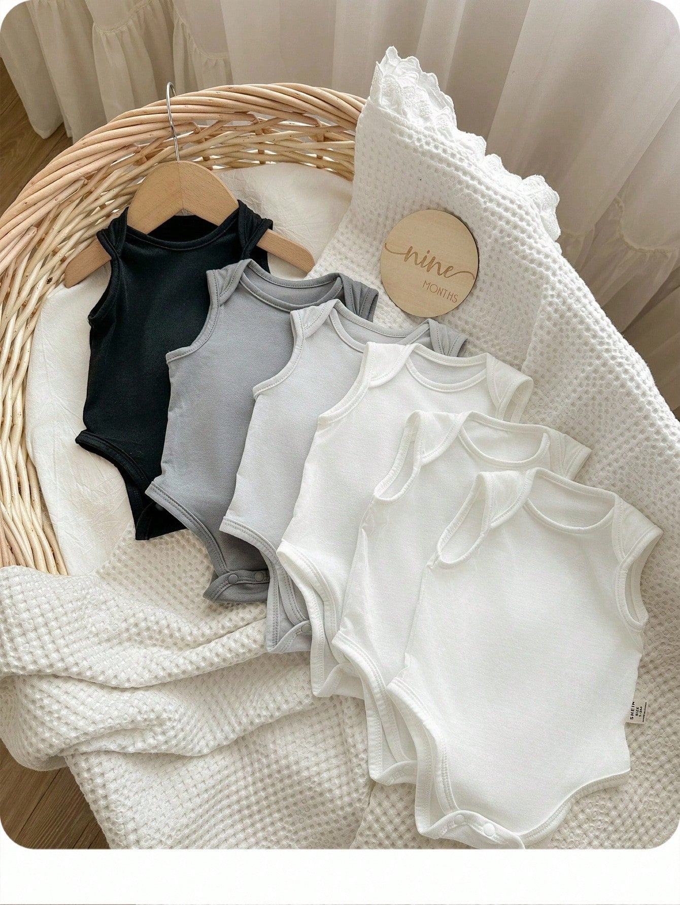 6pcs/Set Newborn Baby Boy Simple Comfortable Solid Color Sleeveless Bodysuit