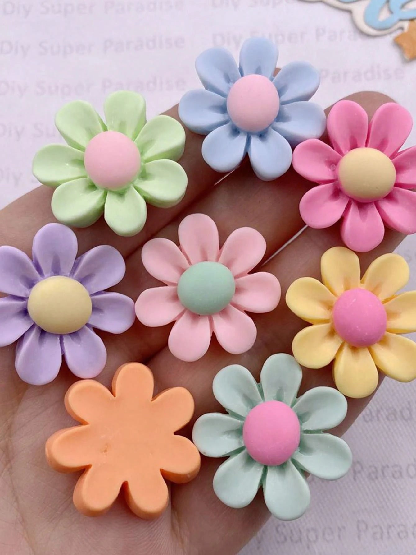 8PCS 25mm Resin Kawaii Colorful Painted Sun Flower Figurine Flatback Stone Scrapbook DIY Clothing Decor Crafts Jewelry Accessories
