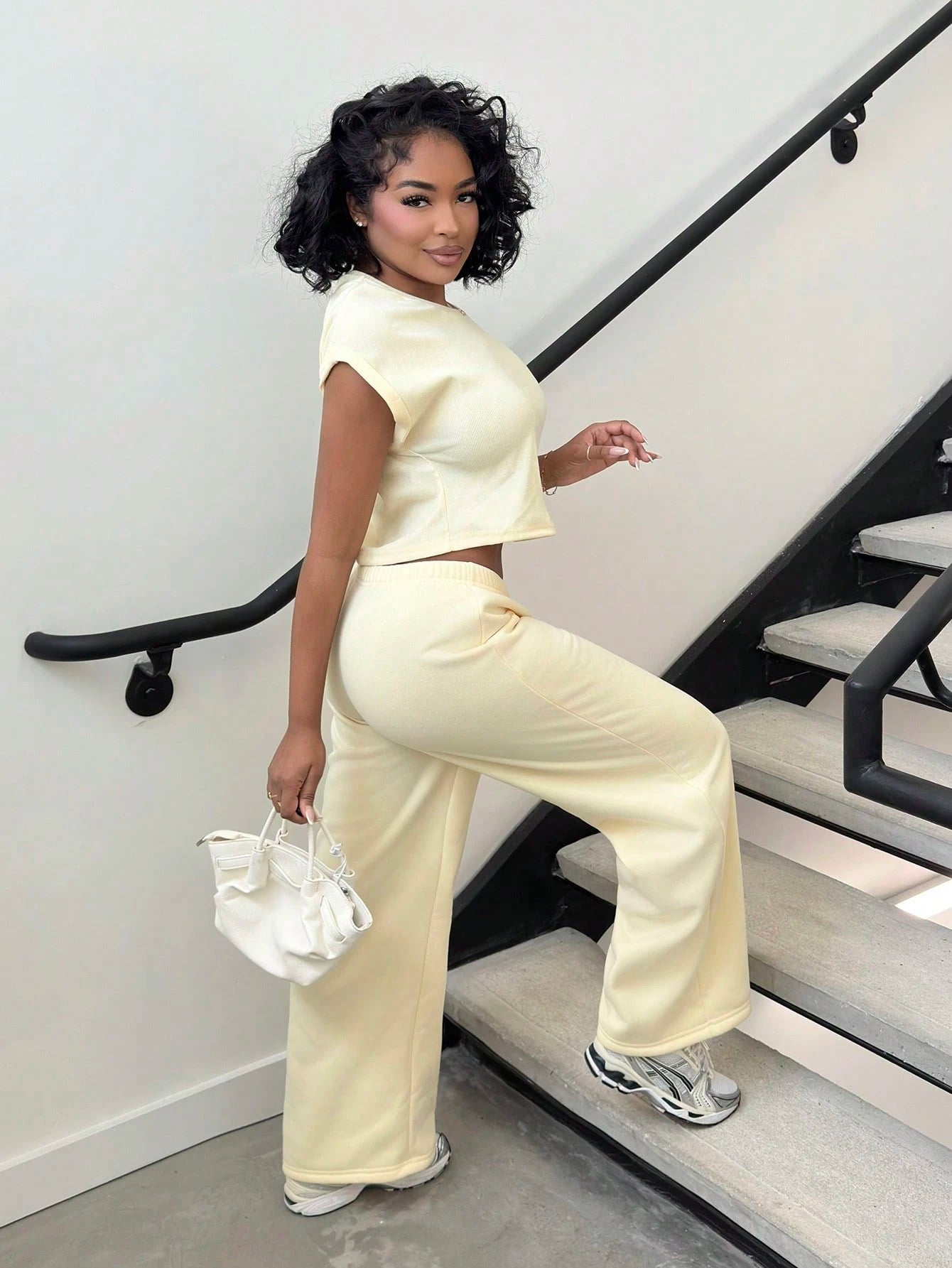 Alexandranx Pale Yellow Knit T-Shirt And Pants Loungewear Set, Butter Yellow Two Piece Set