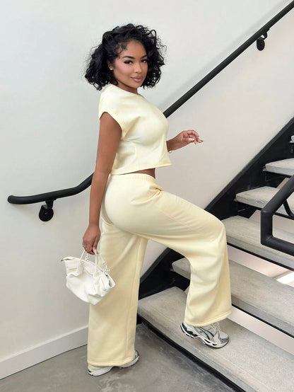 Alexandranx Pale Yellow Knit T-Shirt And Pants Loungewear Set, Butter Yellow Two Piece Set