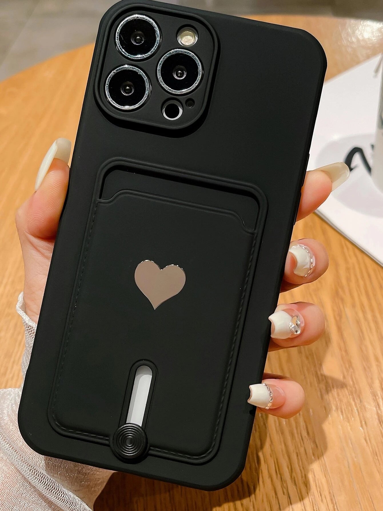 Alloy TPU Heart Element Cardholder Sliding Stand Fashionable New Spray-Painted Slotted Metal Heart Shape TPU Shockproof Phone Case Compatible With Iphone 11/12/13/14/15/16 Pro & Max Waterproof Anti-Fa