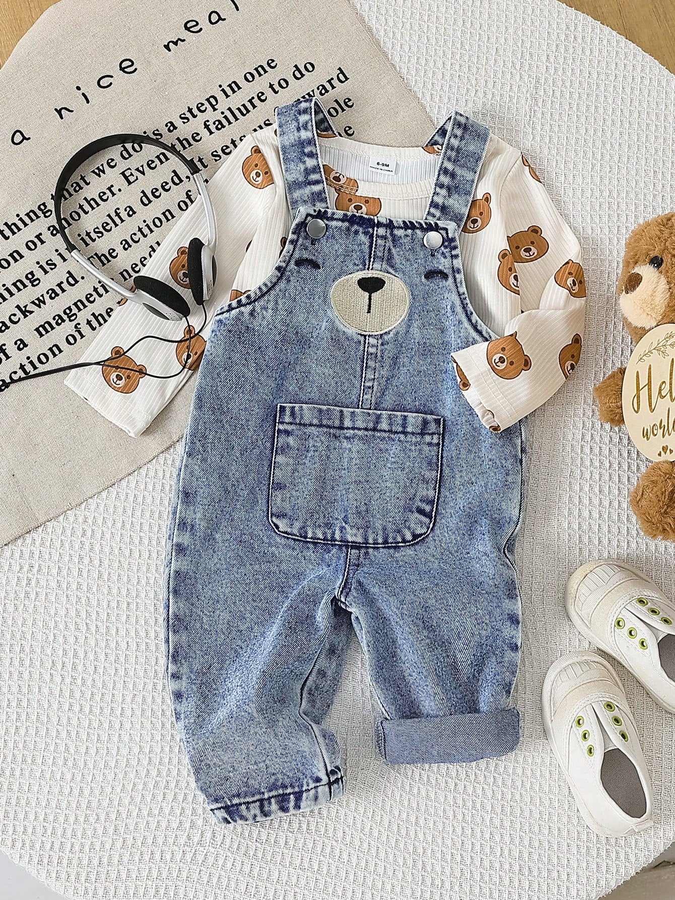 Baby Boy 2pcs/Set Fashionable Cute Ribbed Bear Print Long Sleeve Top And Expression Embroidery Pocket Decor Shoulder Strap Jumpsuit Set, Comfortable Outfit For Autumn/Winter