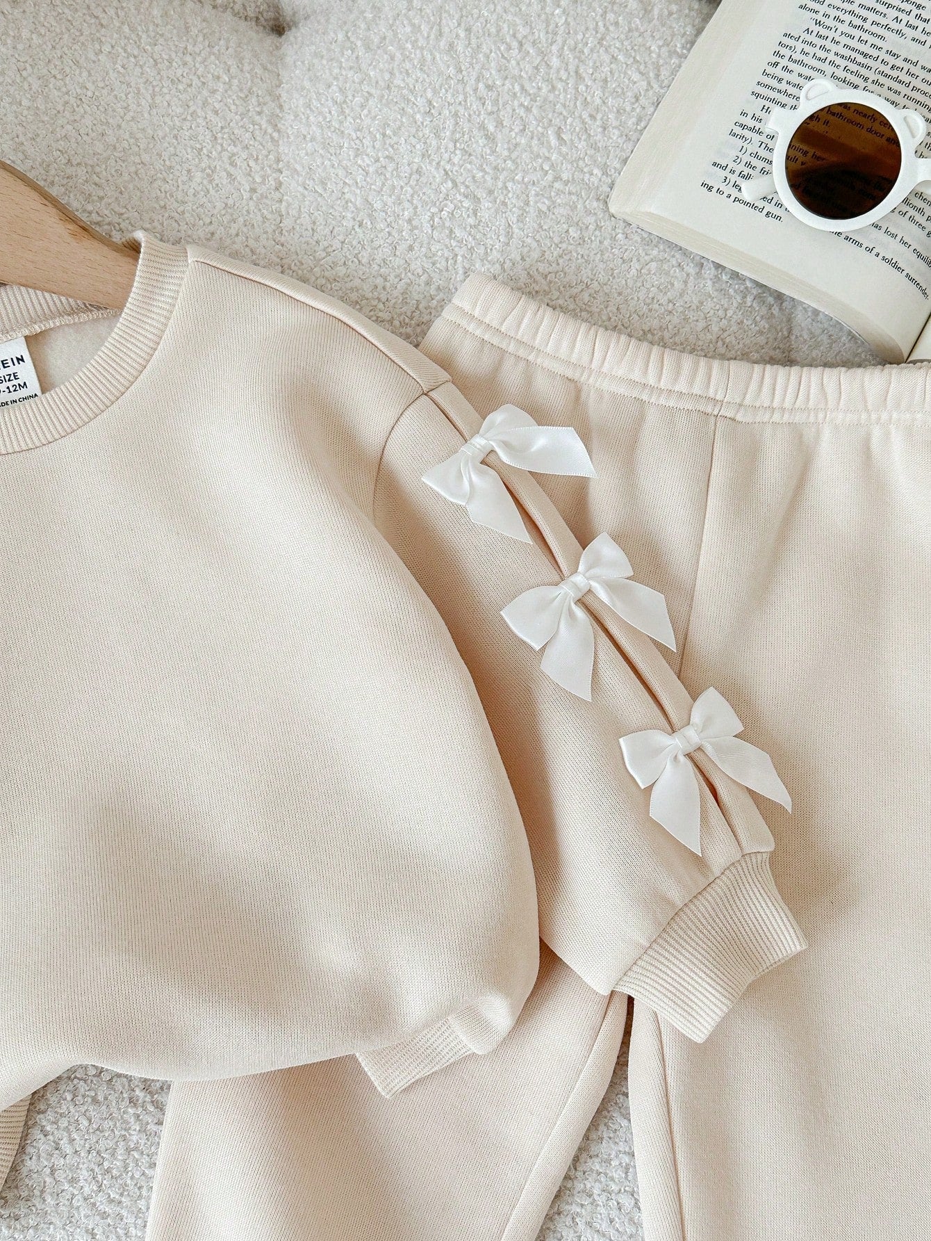 Baby Girl Knitted Solid Color Crew Neck 3D Bow Casual Fleece Lined Brushed Thick Sweatshirt And Long Autumn Winter Pants 2-Piece Set