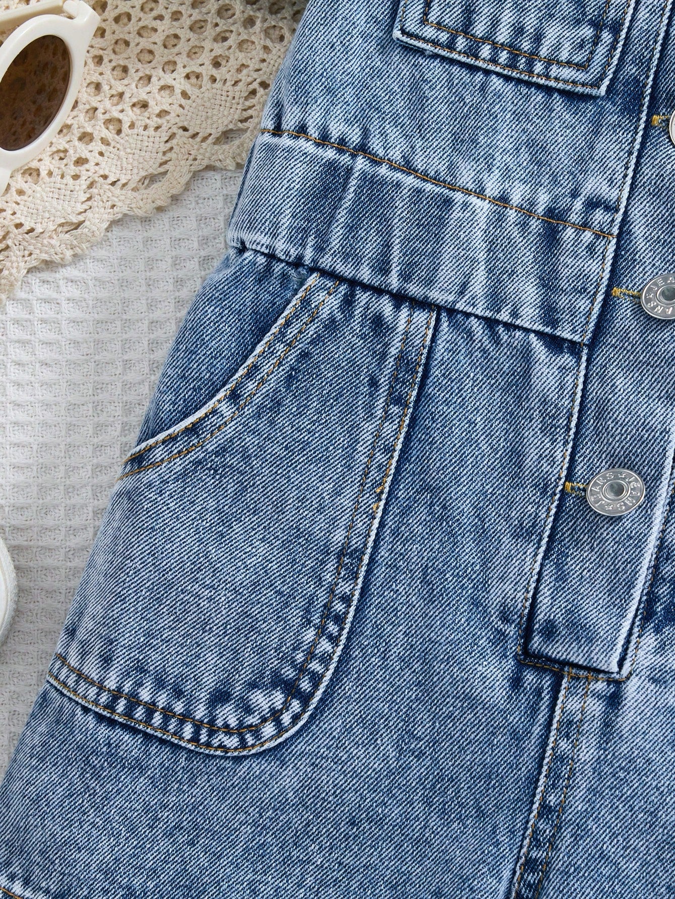 Baby Girls' Denim Jumpsuit,Lightweight Blue Summer Casual Vacation Streetwear,Collared Short Sleeve Single-Breasted Elastic Waist Cotton Romper