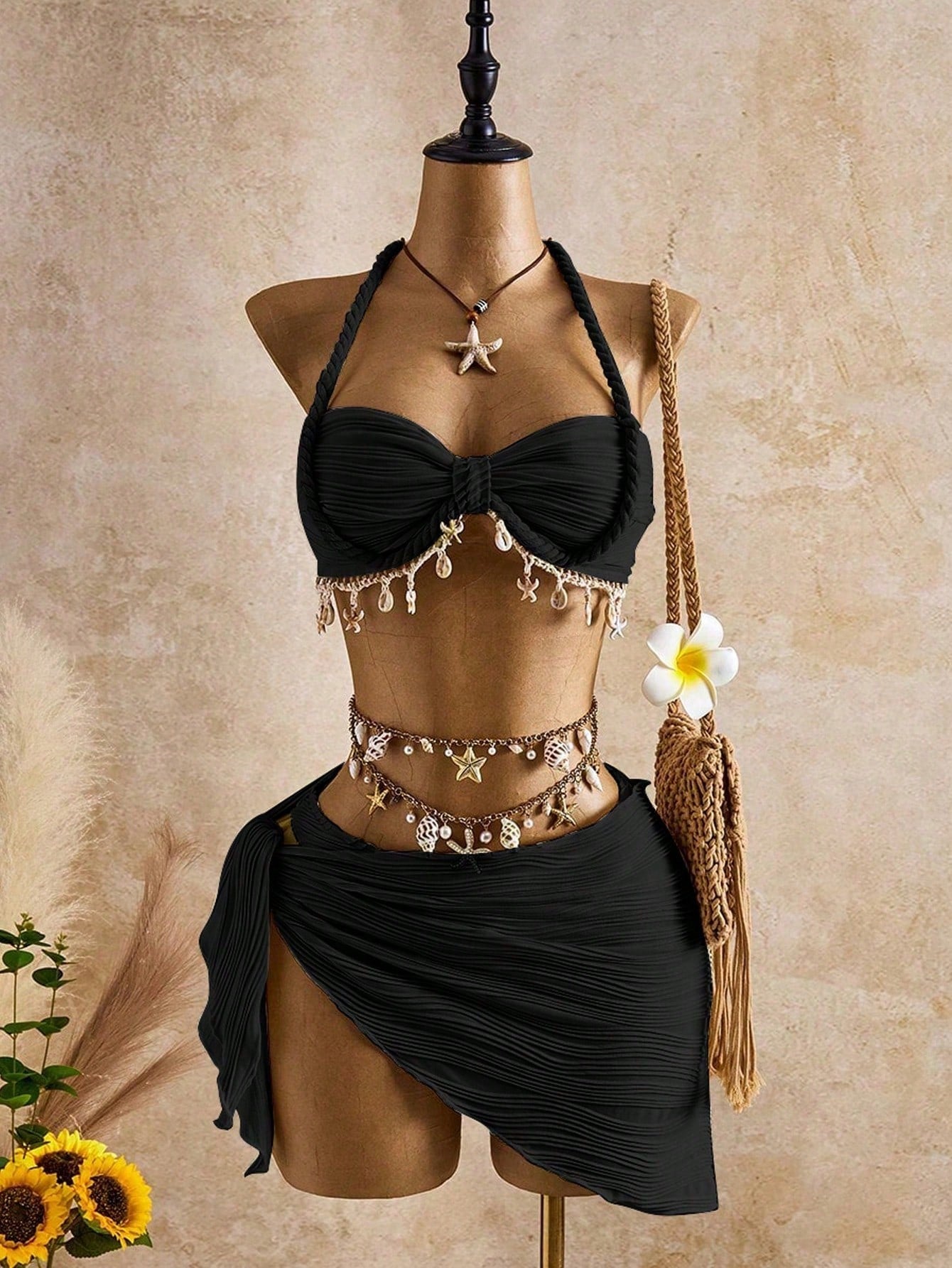 Bellisia Women's Fashionable Beige Wave Pattern Swimwear Set With Seashell & Star Decor, Suitable For Spring, Summer And Autumn