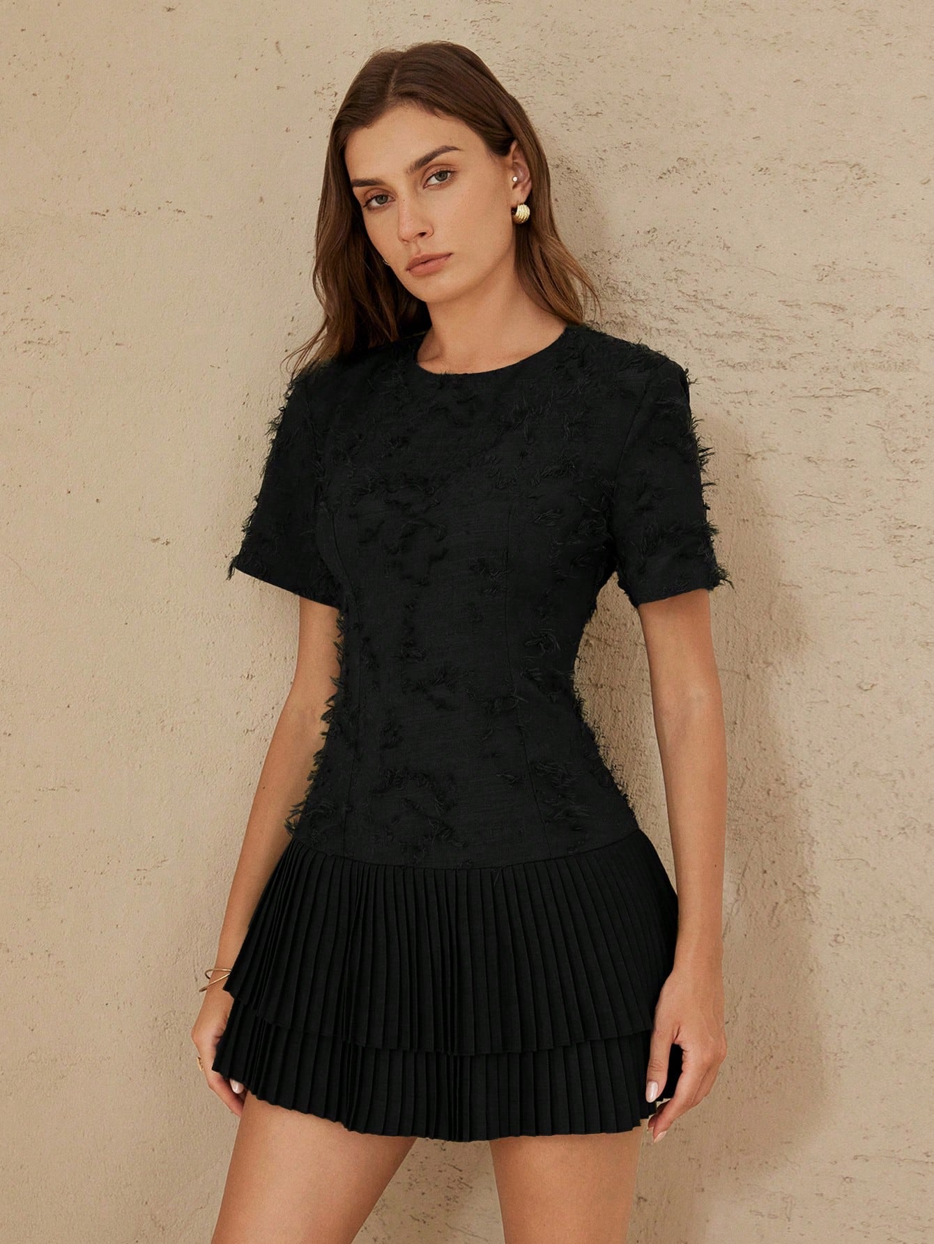 BELROSIE Olive Green Textured Fringe Fabric Round Neck Short Sleeve Waist Cinched Layered Ruffle Hem Elegant Versatile Women Dress