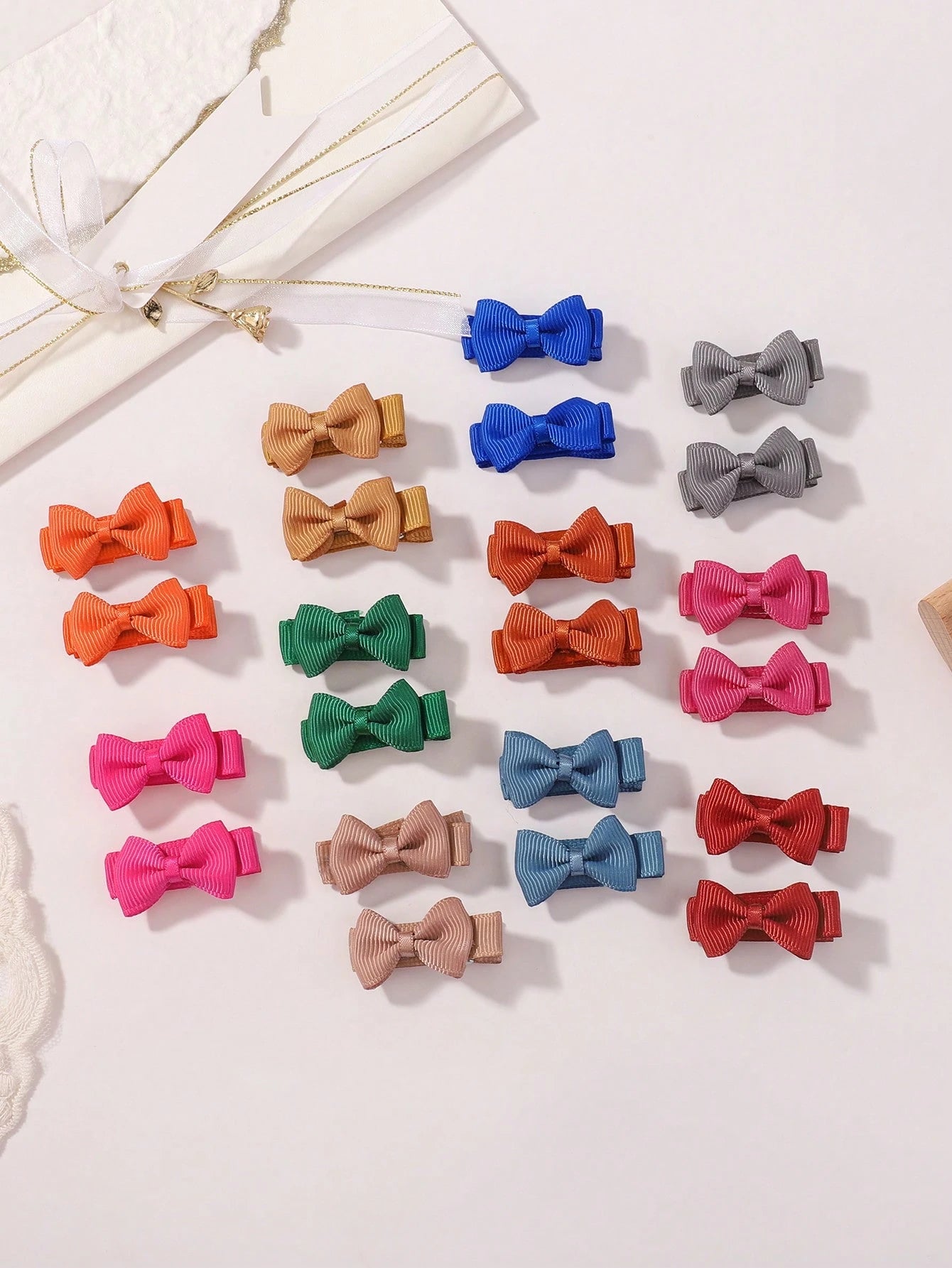 bilicaca 10/20/40/50/60/80/100pcs Macaron Color Baby Hair Clips, Fully Fabric Covered Cute Baby Hair Accessories, Colorful And Fun Children's Hair Accessories, Random Colors, Birthday Gift