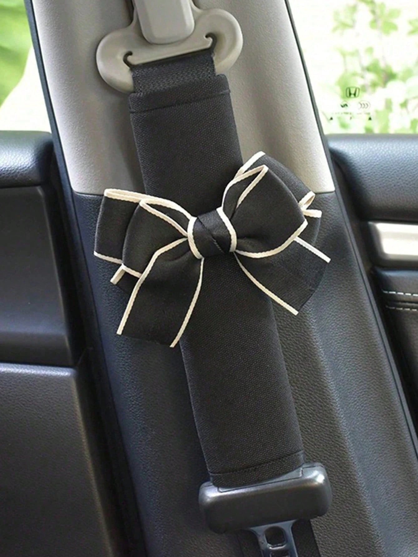 Black With White Edge Bow Car Shoulder Strap Pads (1/2pcs)| Summer Car Interior Decoration Shoulder Covers| Soft And Comfortable Car Shoulder Sleeves| Fashionable And Practical, Reduces Shoulder Pr