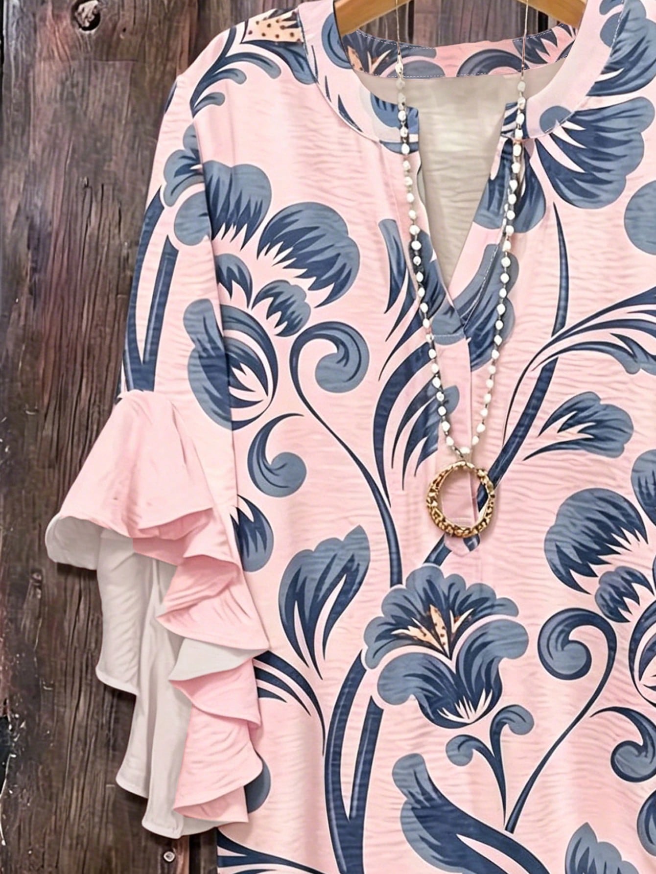 Bohemian Style Vintage Floral Print Blouse, Half-Open Collar Loose Flattering Multi-Layer Ruffle Sleeve Women Shirt Pink Vacation Summer, Boho Chic