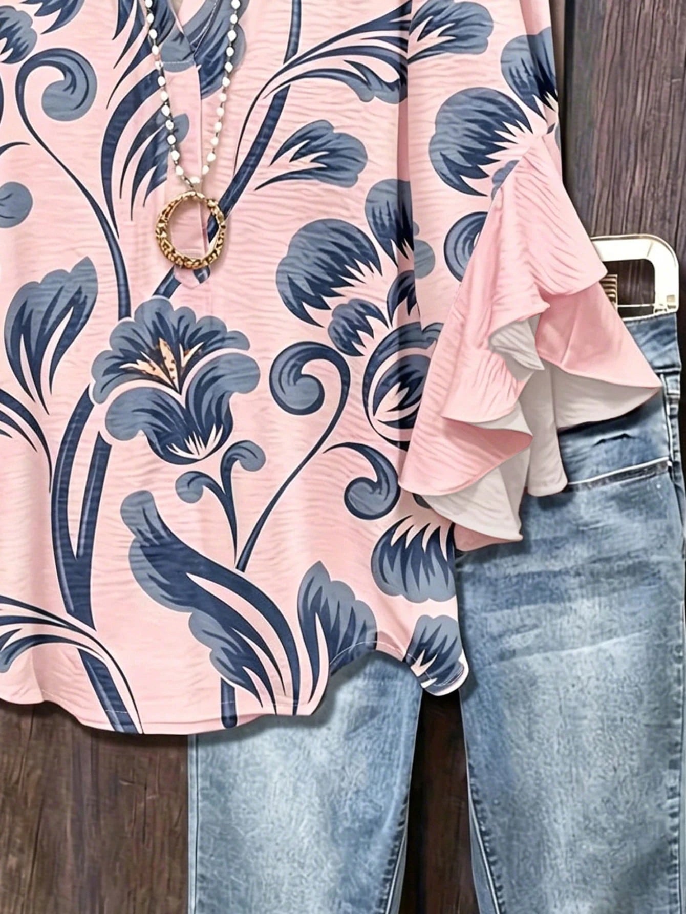 Bohemian Style Vintage Floral Print Blouse, Half-Open Collar Loose Flattering Multi-Layer Ruffle Sleeve Women Shirt Pink Vacation Summer, Boho Chic