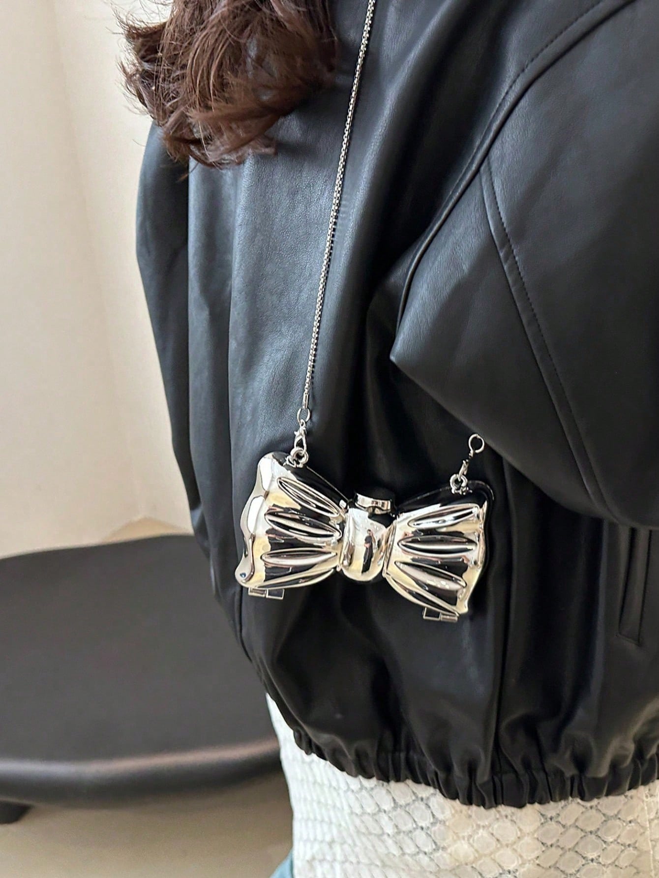 Bow-Shaped Mini Evening Bag Women's Fashionable Chain Lipstick Bag Shoulder/Crossbody Bag & Coin Purse Suitable For Party And Date Gold Earphone Case Women's Decorative Accessory Bag