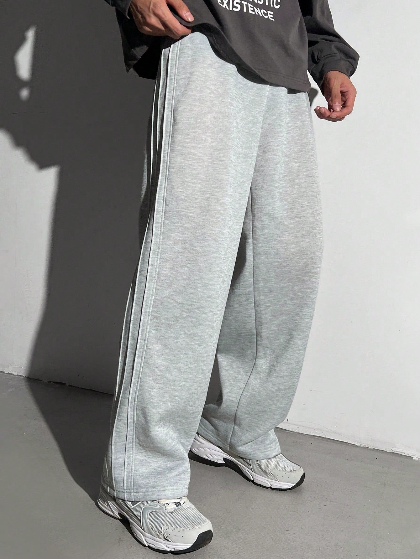 Bubblio 1-Pack Young Boys Casual College Fashionable Loose Pleated Sweatpants,Comfortable Thick Trousers For School,Daily,Sports,Spring,Summer,Autumn,Winter