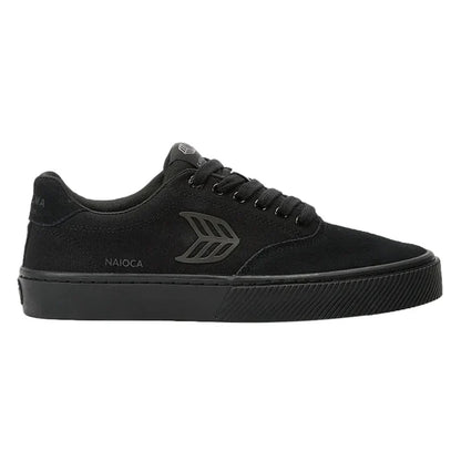 Cariuma Naioca pro all black suede