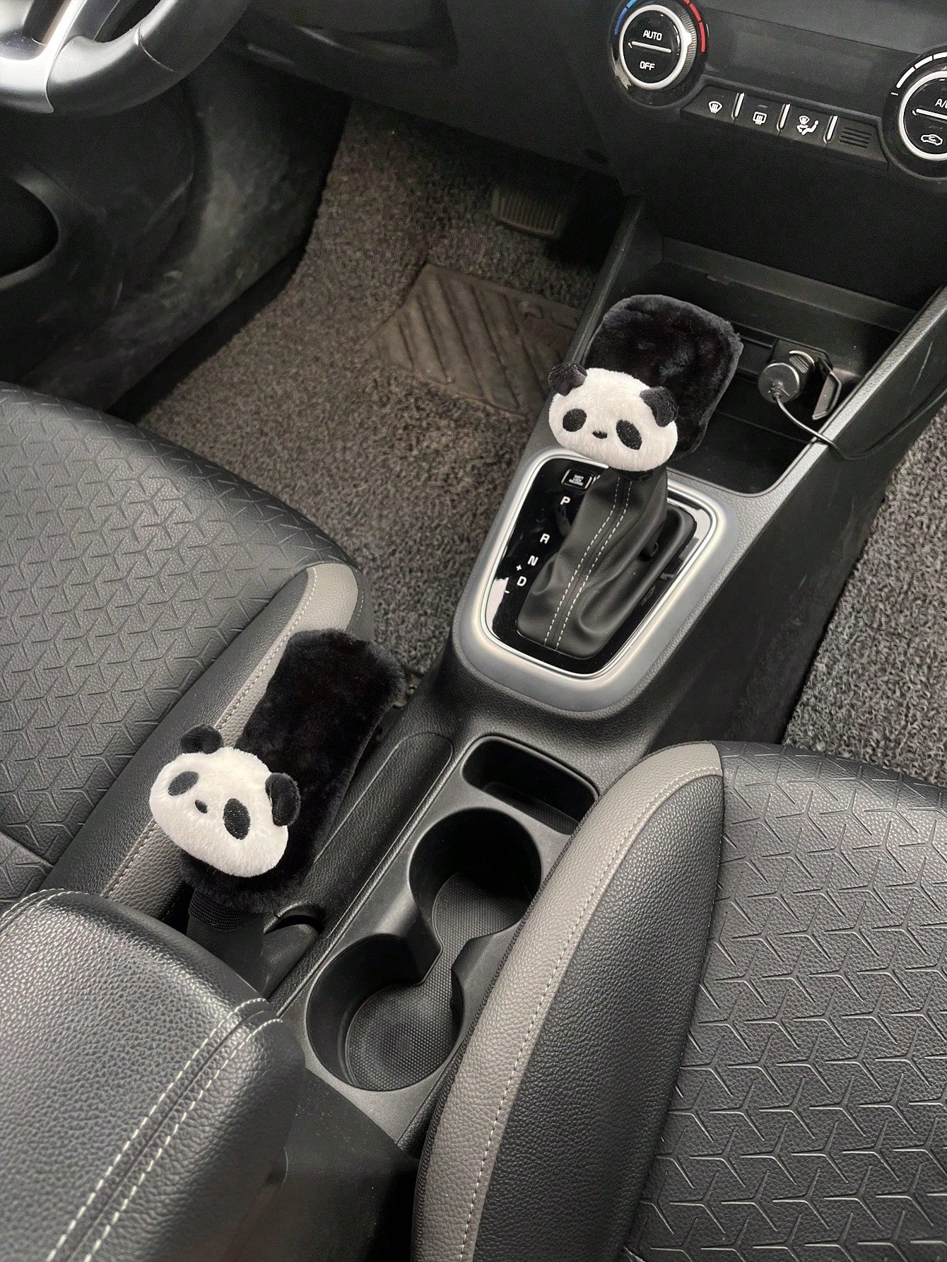 Cartoon Car Seat Belt & Handbrake & Gear Shift Cover Set, Cute Car Interior Decoration