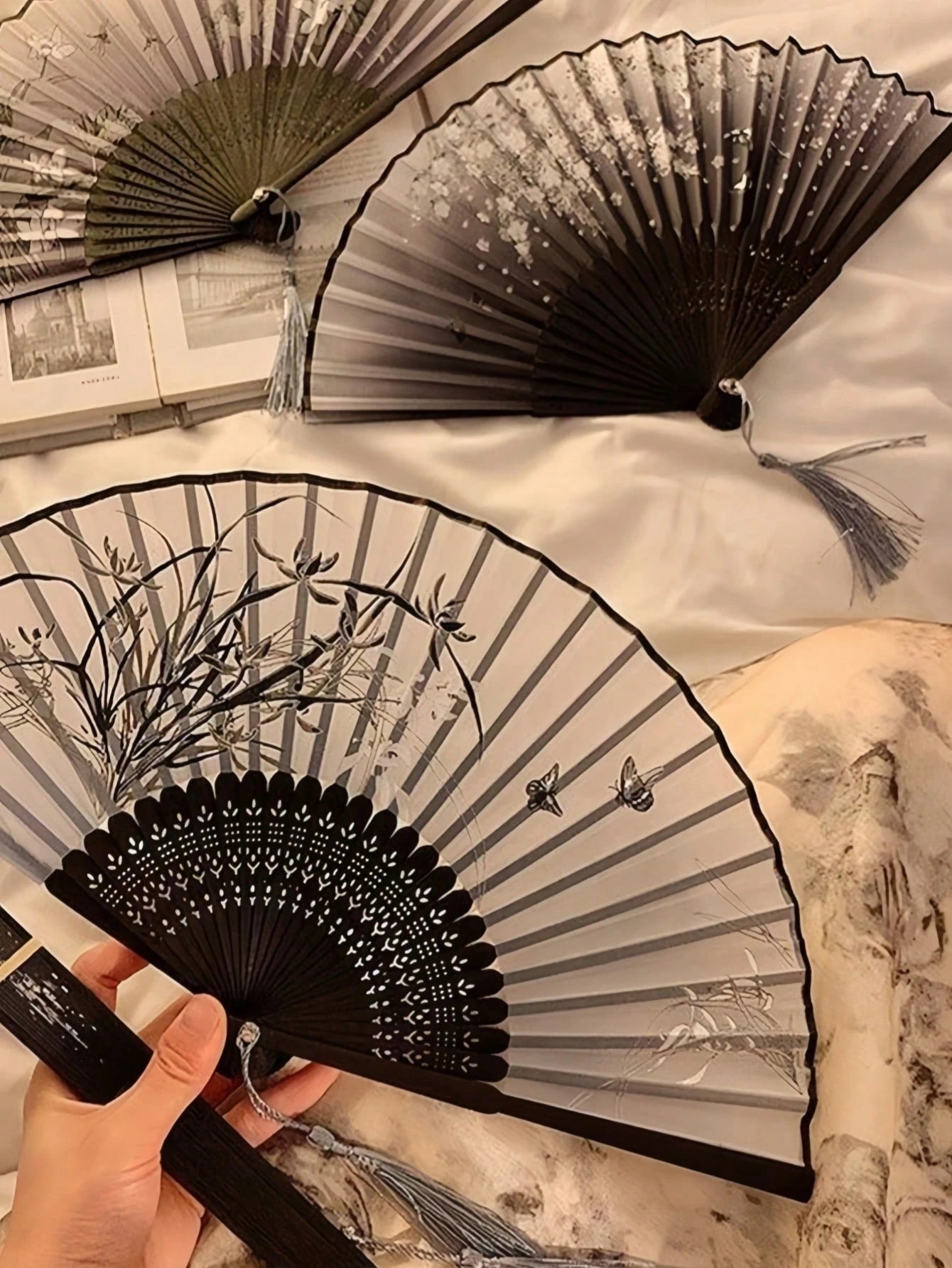 Chinese Style Folding Hand Fan Portable Mini Black Fan For Dance Summer Cooling Beach Travel,Valentine's Day,Brazilian Valentine's Day,Brazil Valentine's Day,June 12 Valentine's Day,Saint John's