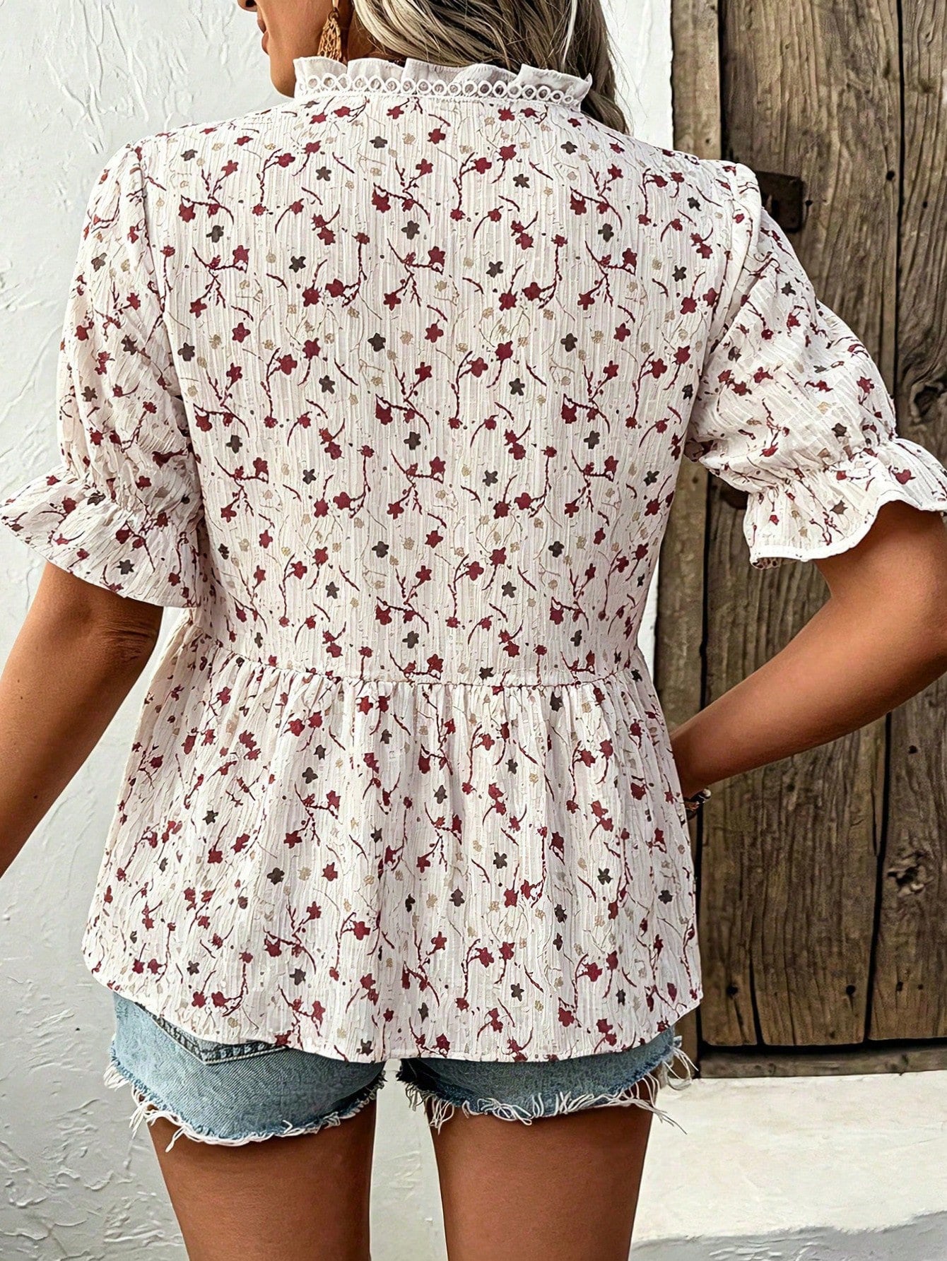 Clasi CURVE Plus Size Women's Floral V-Neck Ruffle Blouse, Textured Crinkled Waist-Cinching A-Line Babydoll Short Sleeve Shirt, Spring/Summer