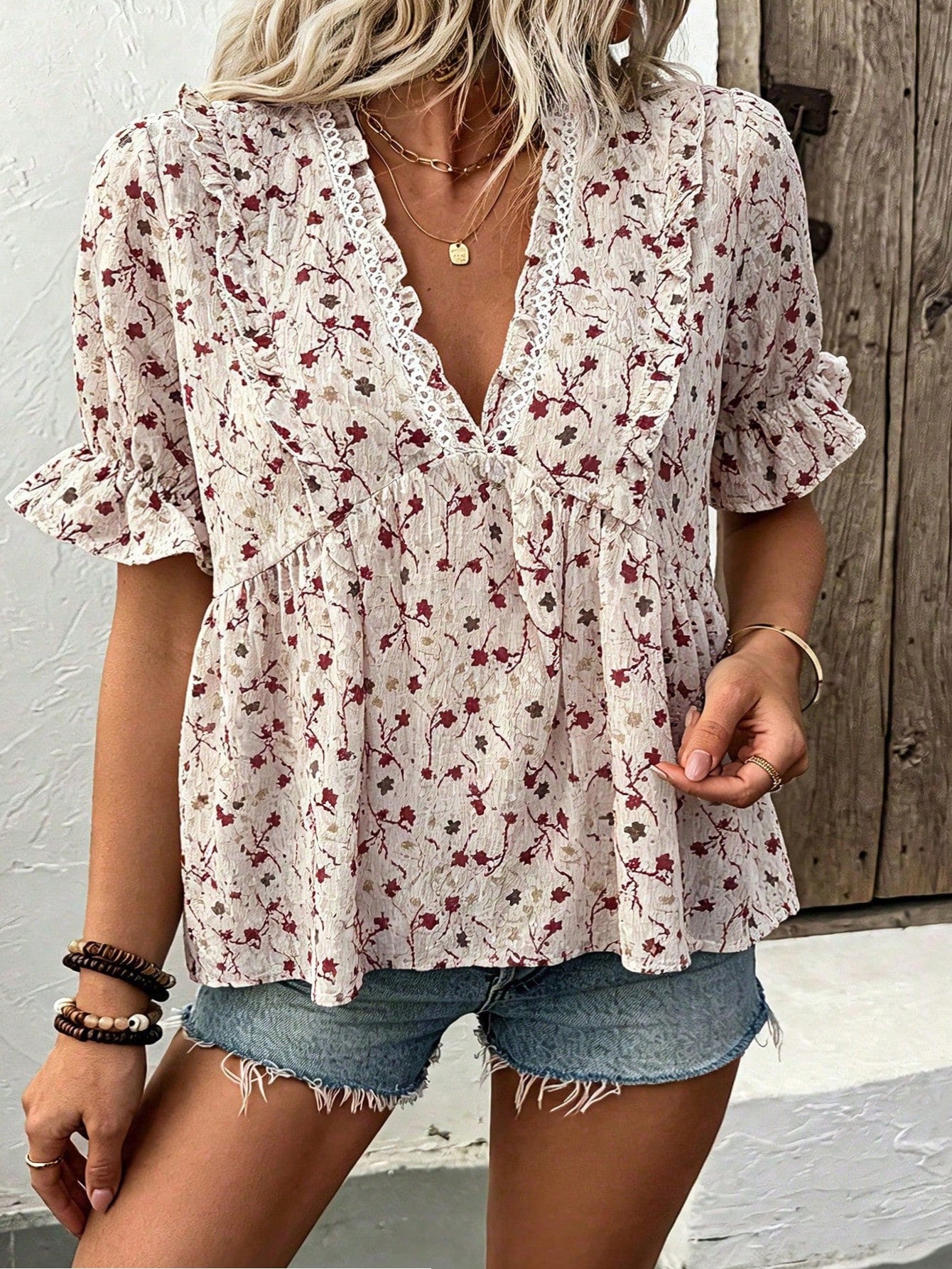 Clasi CURVE Plus Size Women's Floral V-Neck Ruffle Blouse, Textured Crinkled Waist-Cinching A-Line Babydoll Short Sleeve Shirt, Spring/Summer