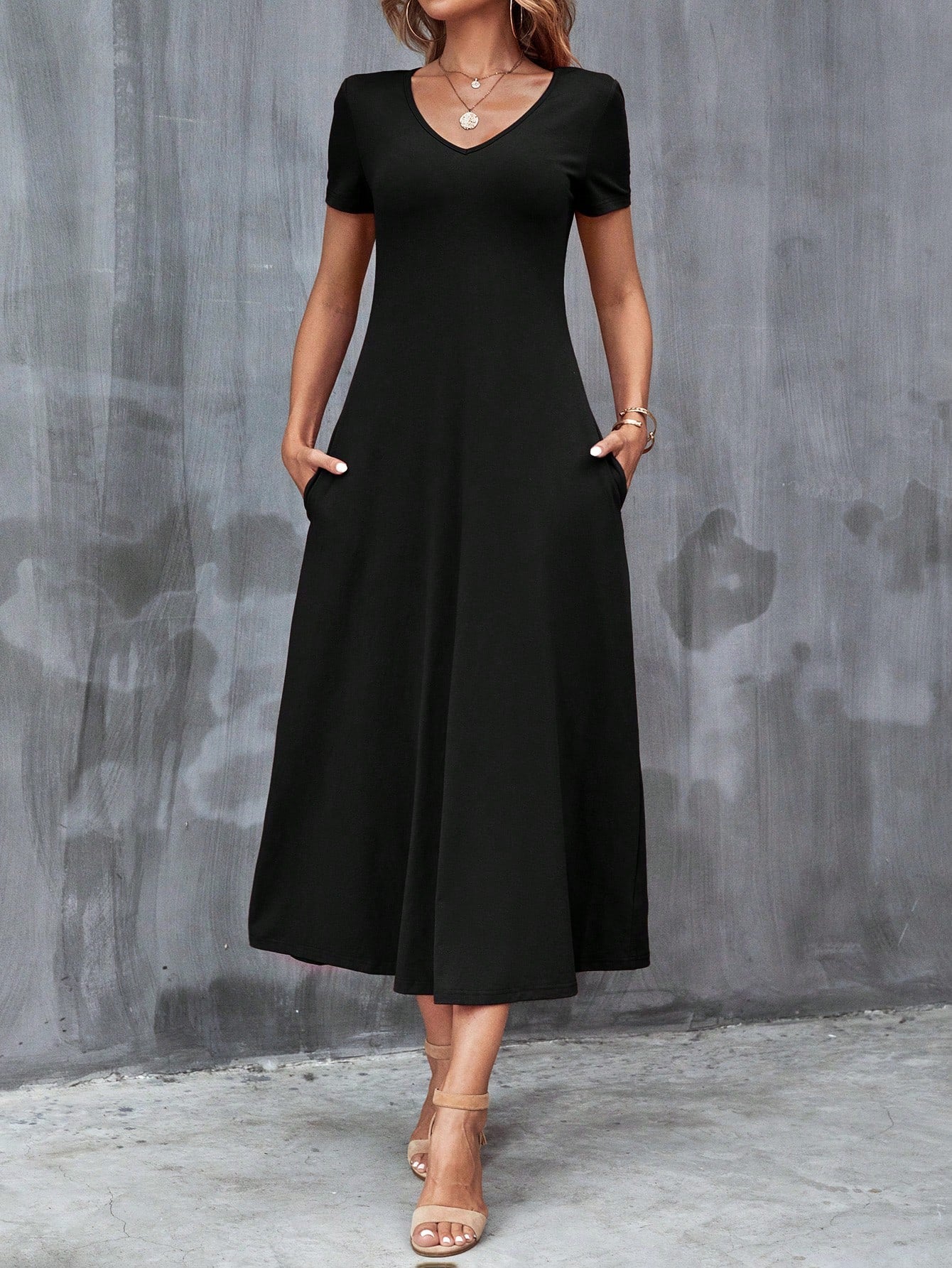 Clasi Solid Hidden Pocket Black Tee Dress