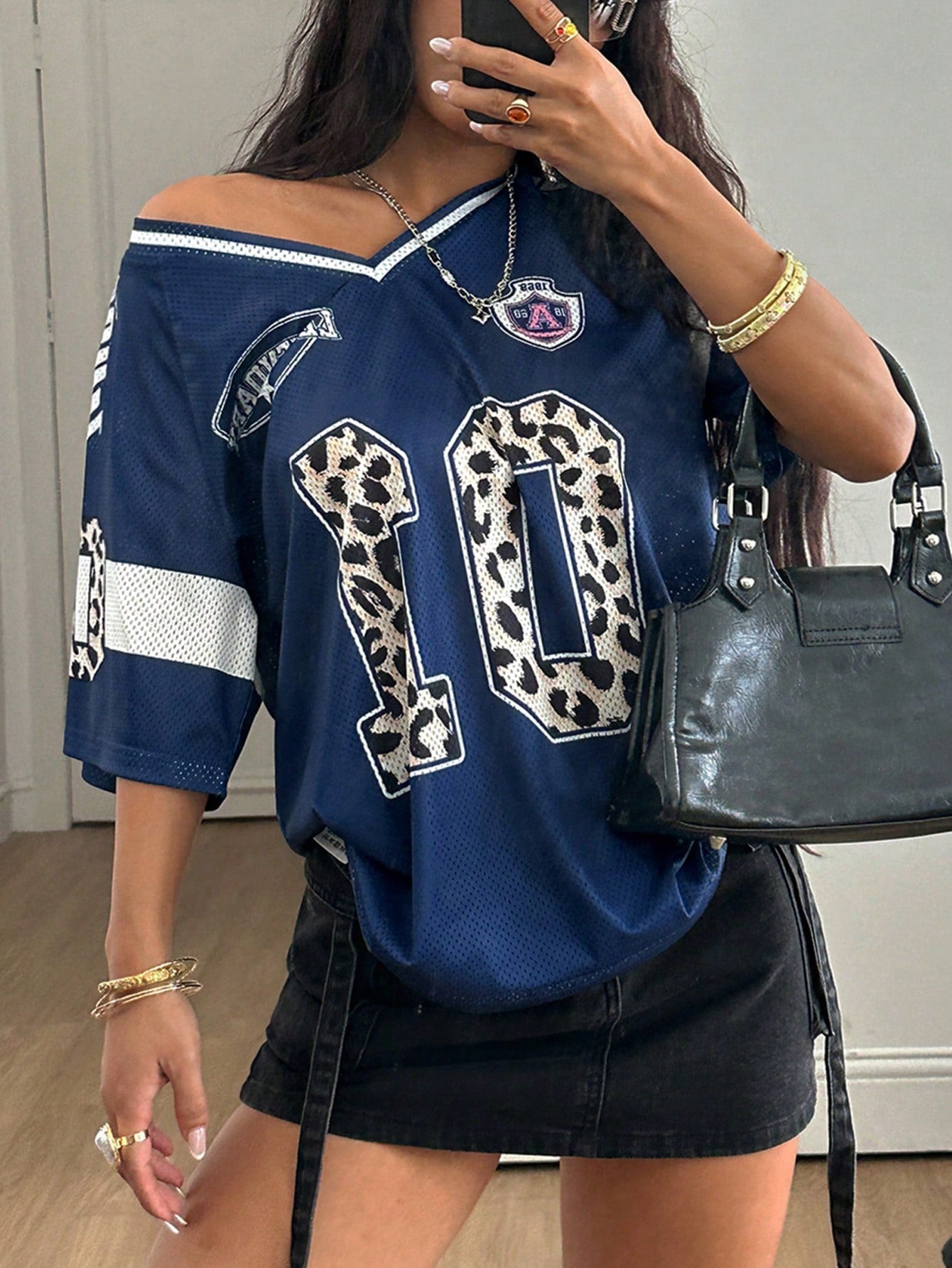 Coolane Women's Spring Summer Streetwear Y2K Leopard Print Number Graphic Football Jersey V-Neck Jersey T-Shirt