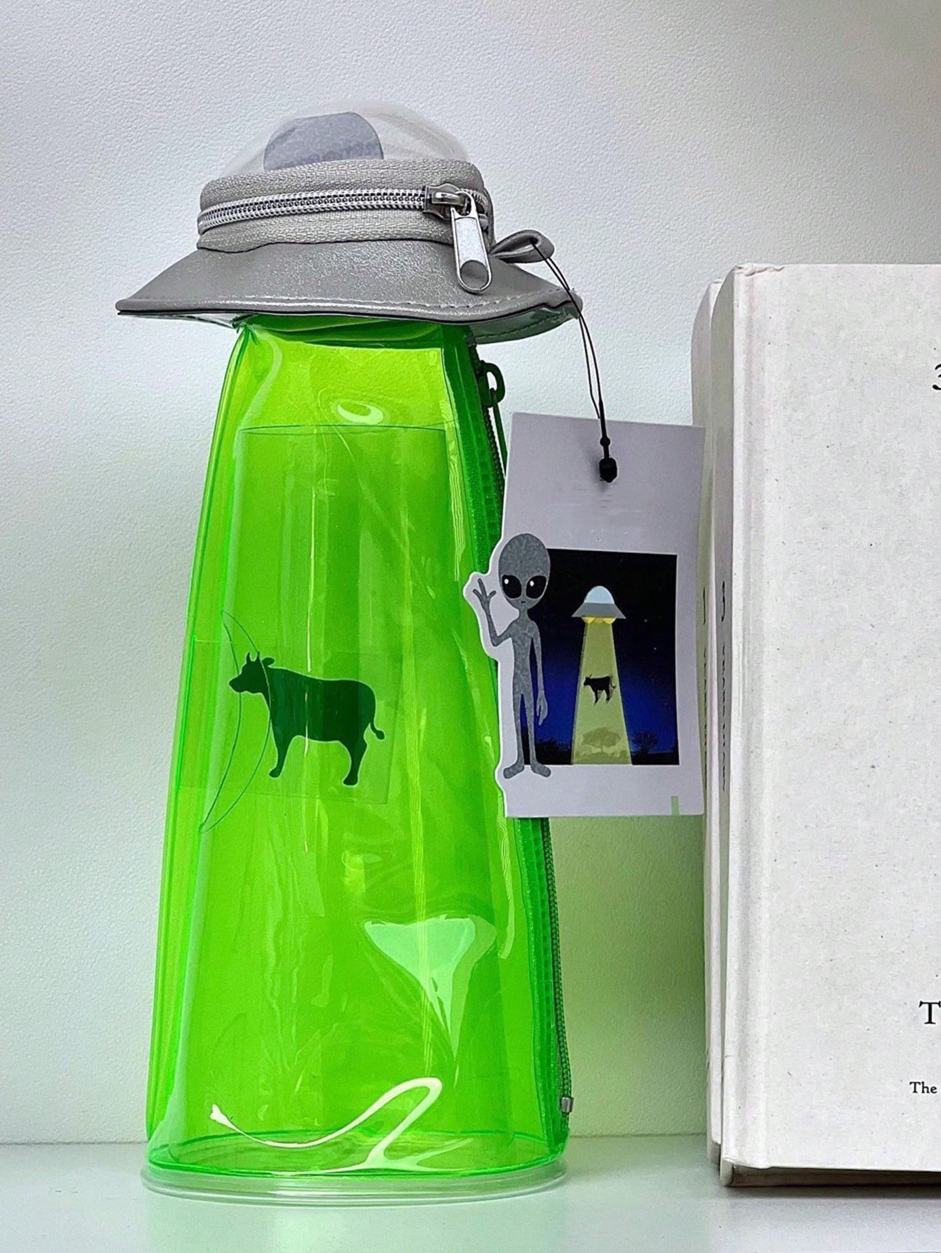 Creative UFO Shaped Storage Pen Case With Transparent Green Alien Decor, Multi-Use Desktop Stationery Box & Backpack Accessory, Hooks Not Included