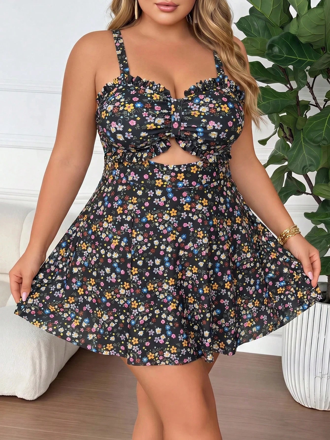 CURVE+ Plus Size Women 2pcs White Ruffle Hollow Out Cami Swimsuit Set Beach Vacation Summer
