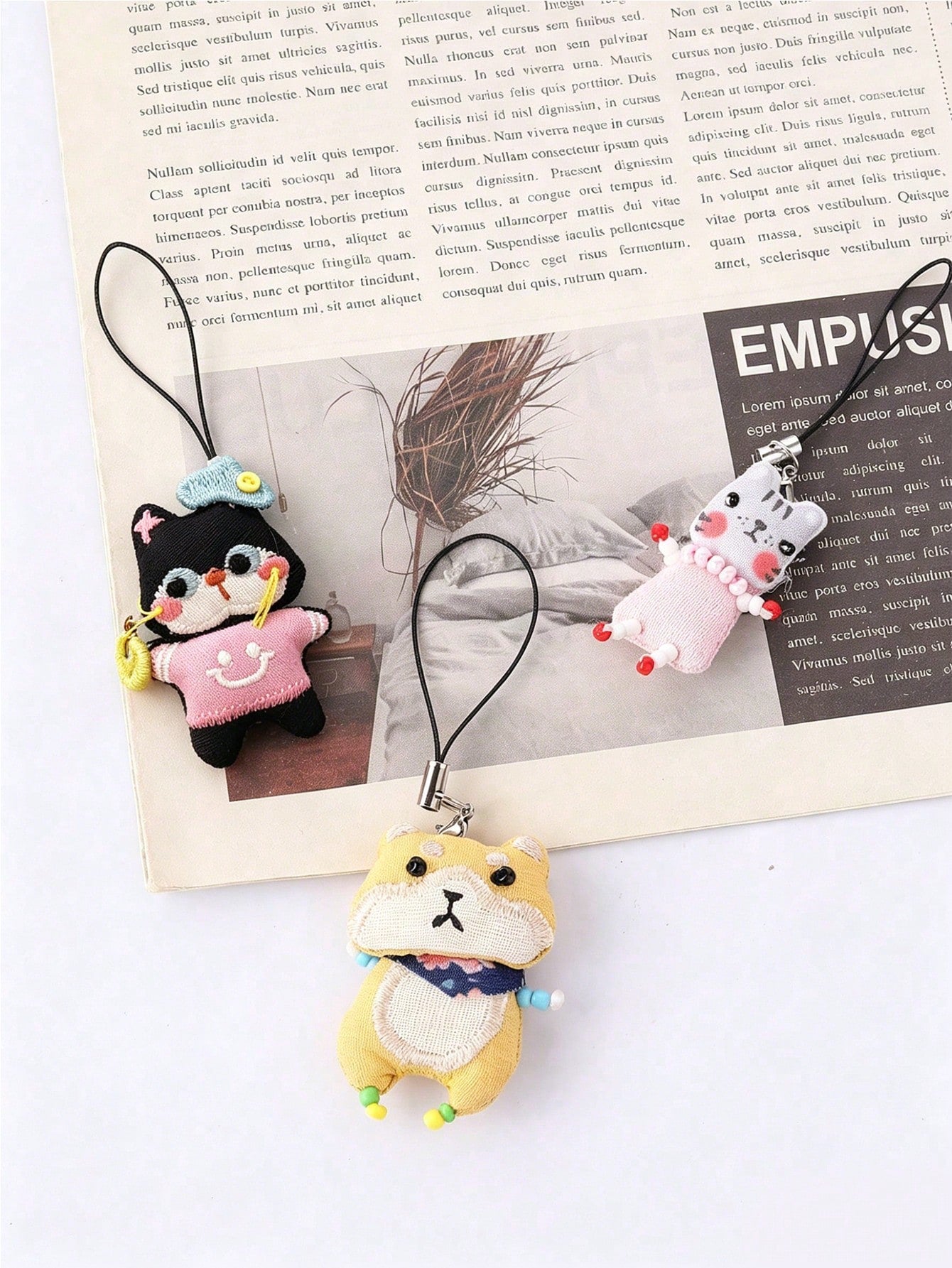 Cute Frog Pig Rabbit Handmade Beaded Phone Chain Keychain Pendant, DIY Handmade Animal Charm Decor Y2K Style Lanyard Bag Accessory, Crochet Kit With Crochet Tools (Box Color Random), Universal Phone C