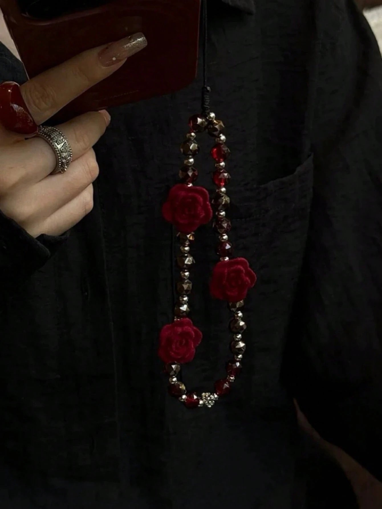 Dark Rose Gothic Beaded Keychain, Fashionable Niche Mobile Phone Chain Bag Pendant Gifts For Mother, Family, Friends, Birthday, Holiday Phone Charm