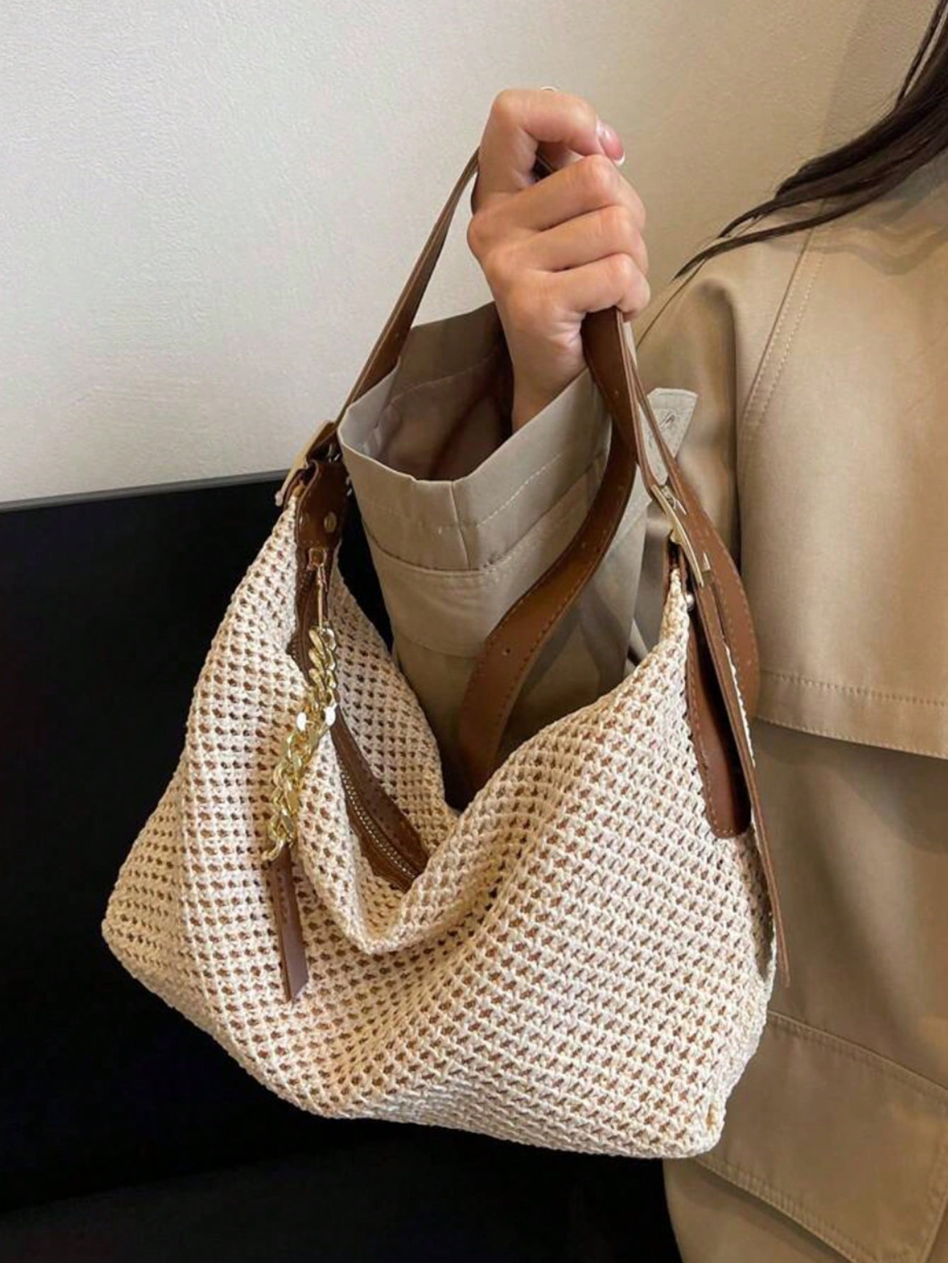 Dedoo Fashionable Summer Straw Bag, Minimalist Retro Chain Zipper Shoulder Bag, Beige, Holiday Essential, Perfect For Travel, Vacation, Beach, Eye-Catching Summer Beach Bag, Women's Summer Straw Beach