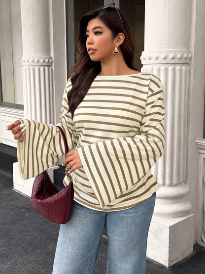 Easura Women's Autumn/Winter Wide Collar Flared Sleeve Pleated Ribbed Ribbed Top Fall