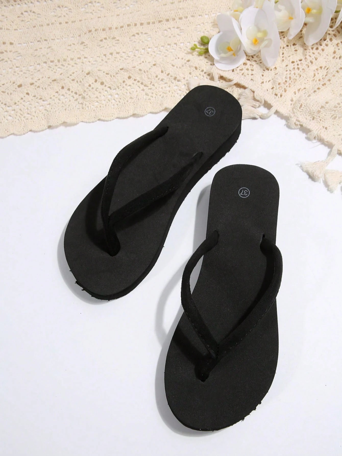 Elegant Women's Summer Thong Wedge Platform Beach Sandals, Minimalist Fashion Flip Flops, Black Outdoor Slippers