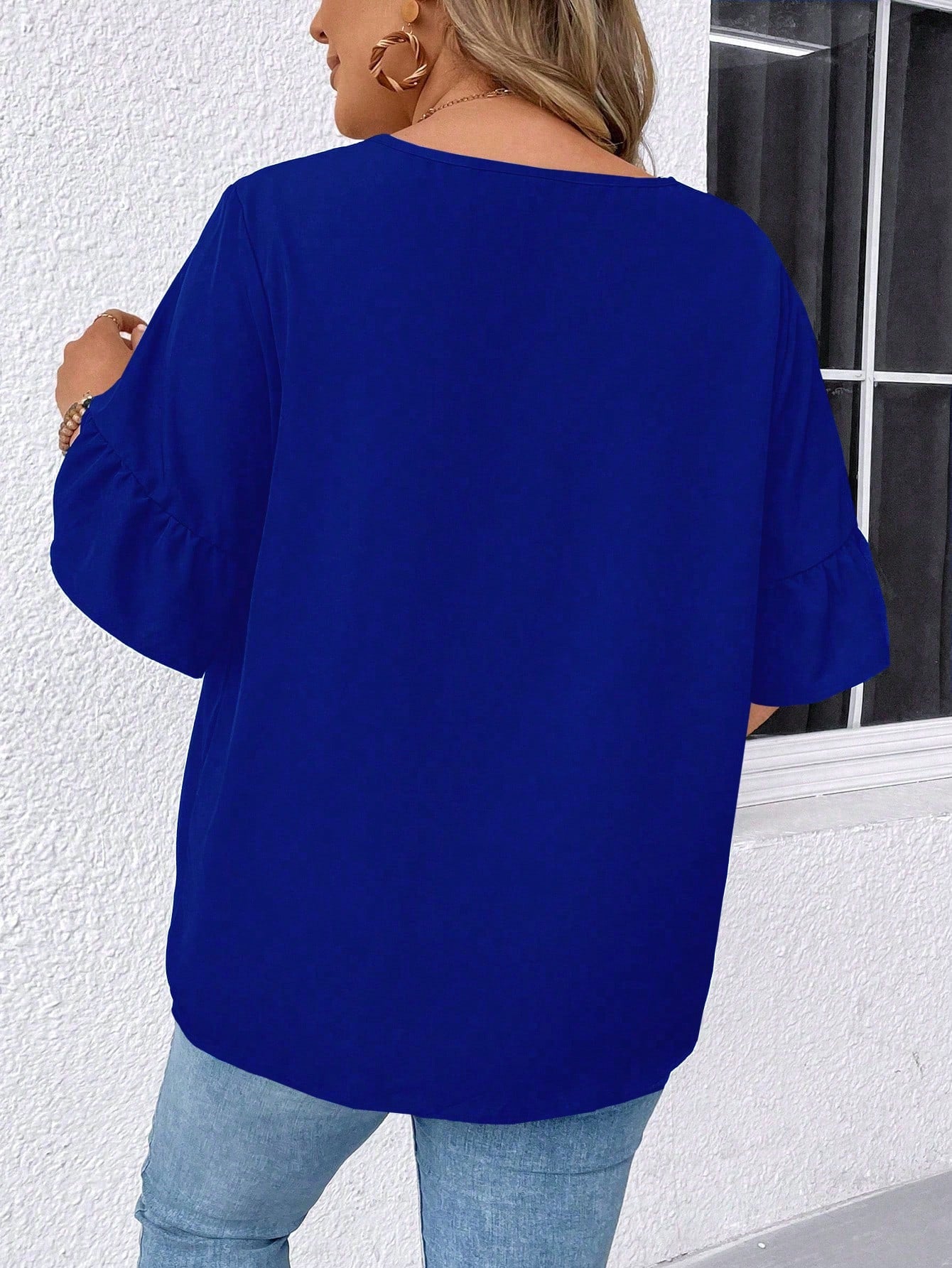 EMERY ROSE Plus Size Royal Blue Summer Elegant Office Blouse,Women's Holiday Leisure Solid Color Notched Neck Ruffle Sleeve Plain Top