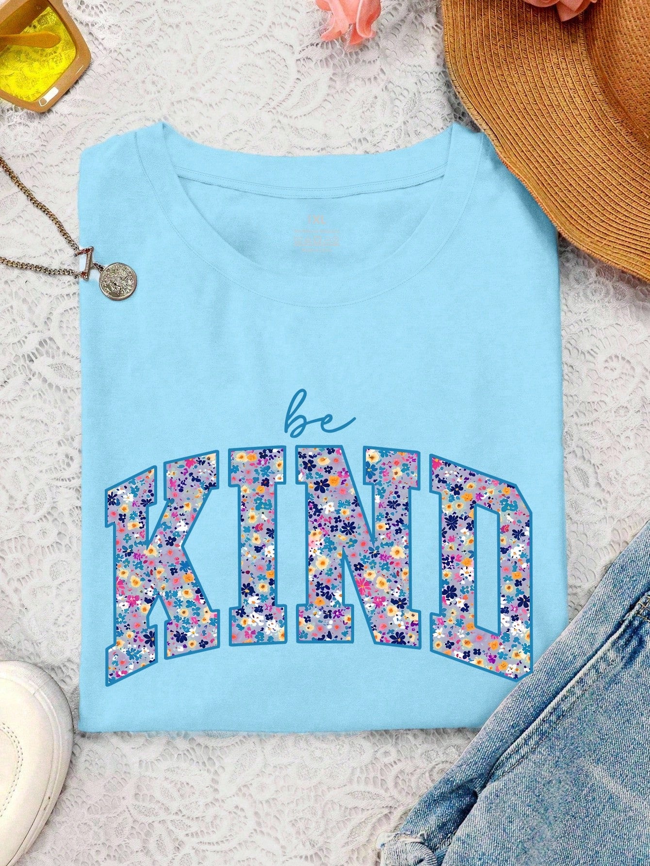 EMERY ROSE Plus Size Women's Summer Tops 'be Kind' Floral Printed Graphic Tee Short Sleeve Casual Crew Neck T-Shirt