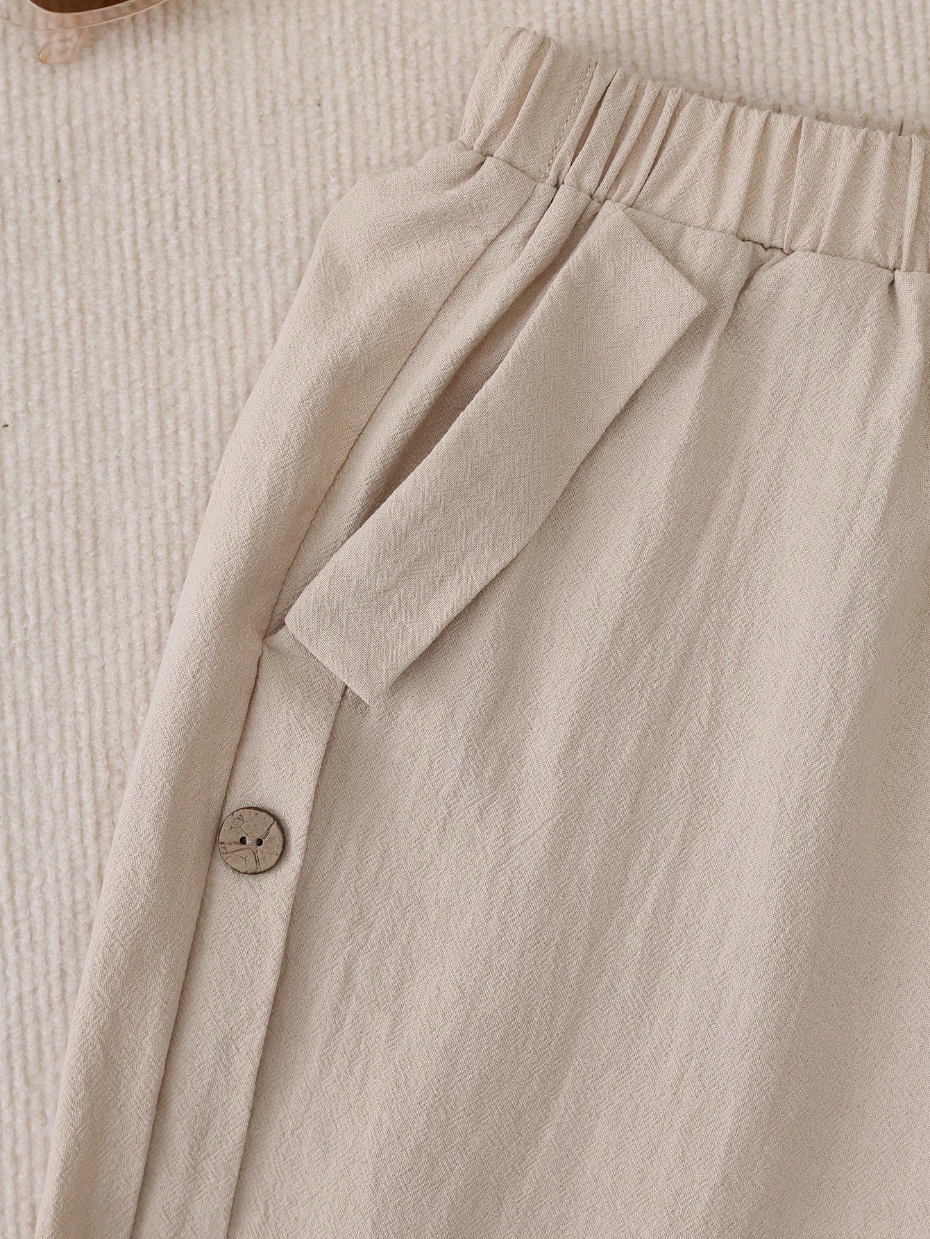 EMERY ROSE Women Simple Casual Button Decoration Slanted Pocket Elastic Waist Tapered Pants