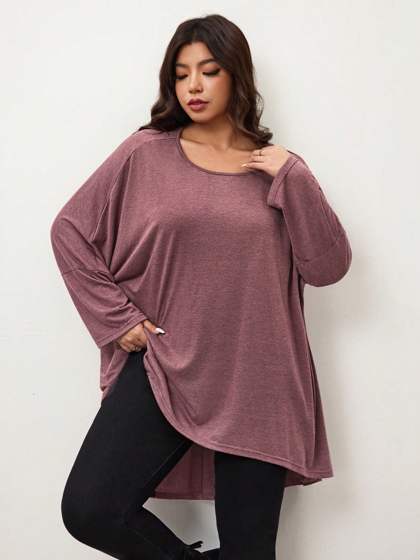 Enliva Plus Size Loose Bat Wing Hem Asymmetrical Hem High Low T-Shirt, Crew Neck, Solid Color, Stretchy, Soft, Comfortable, Versatile, Fashionable, Everyday Wear Fall T-Shirt For Women, Winter, Friend