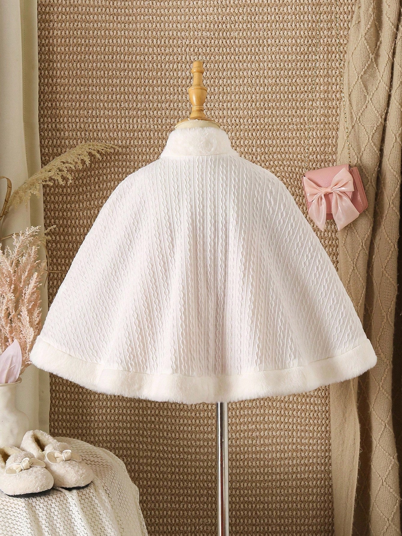 Explorewe Young Girl Faux Fur Collar Bow Decor Hooded Warm Fashion Jacket Girls Winter Cape Cape With Bow Faux Fur Cape Young Girl Winter Clothes Fall