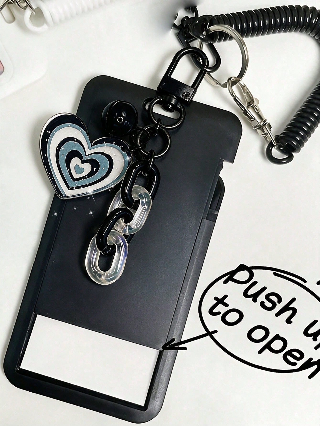 Exquisite Heart-Shaped ID Card Holder, Bell Heart-Shaped Hanging Card Sleeve, Card Holder, Retractable Plastic Spring Card Strap Keychain- Hard Card Holder, Work Badge Protector; No RFID Function, Wi