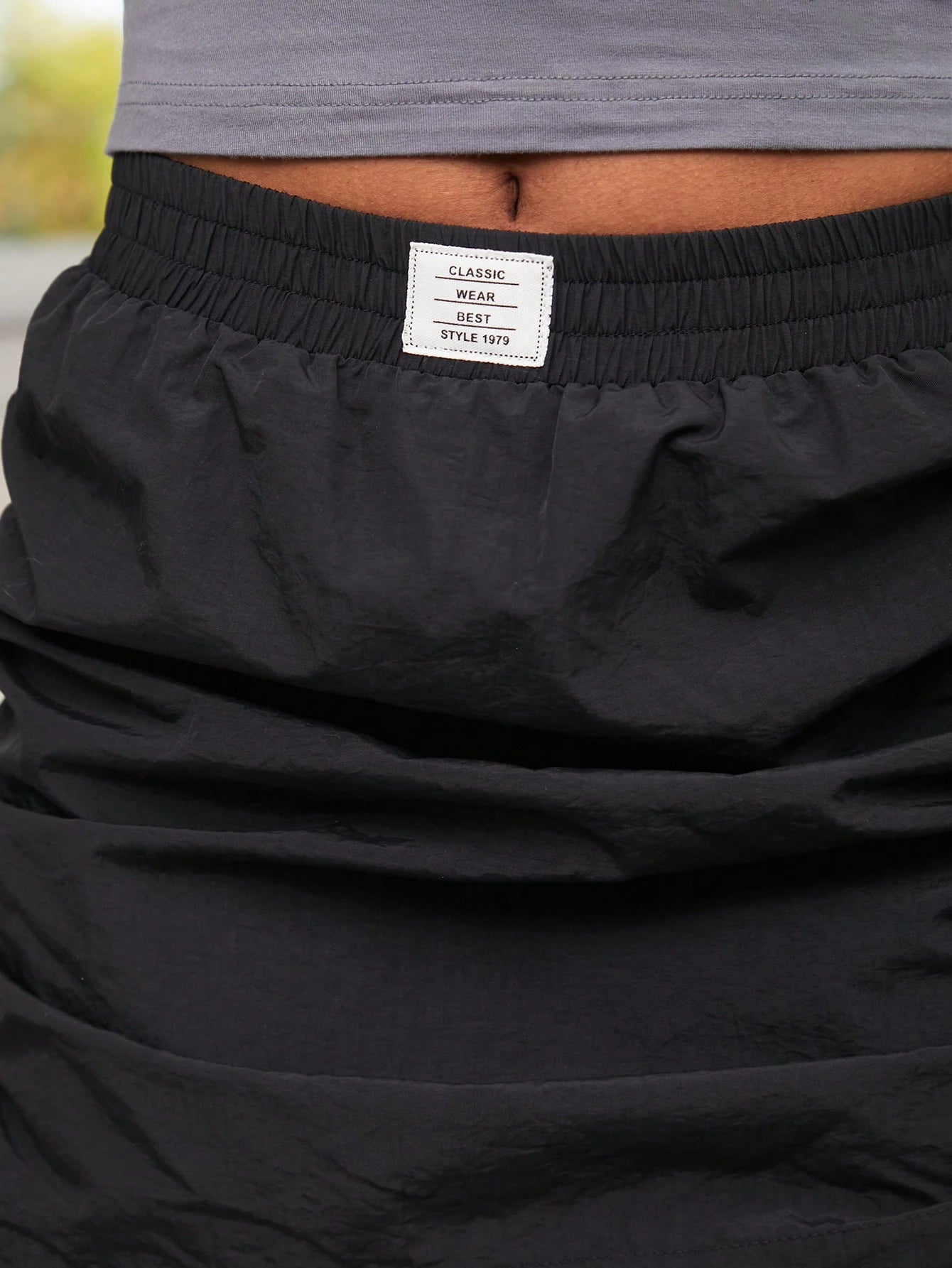EZwear Black Woven Ladies' Pleated A-Line Skirt