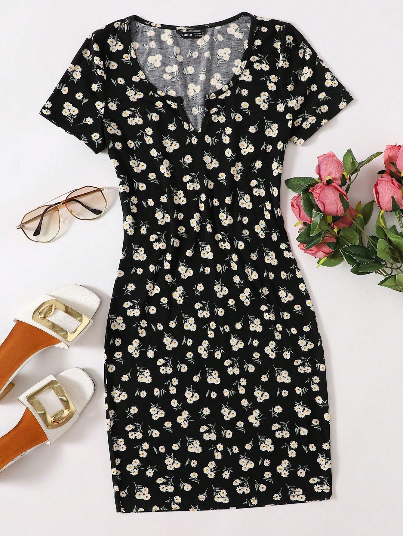EZwear Ditsy Floral Notched Neck Bodycon Dress