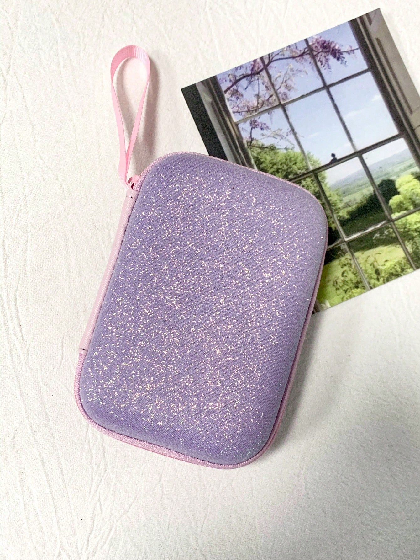 Fashionable Six-Piece Set Of Glitter Sparkle Charger Storage And Protection Cable Organizer