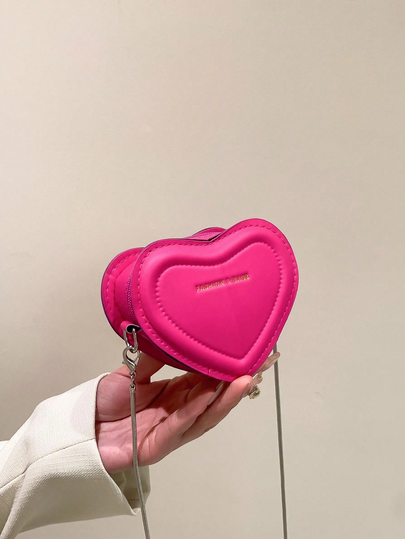 Fashionable Solid Color Ultra Small Heart-Shaped Women's Bag, PU Leather Chain Bag Slanted Body Coin Purse