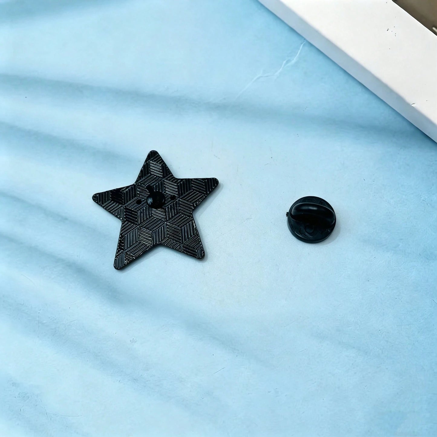 Five-Pointed Star Enamel Brooch Pin Fashion Decorative Brooches Ornaments Lapel Bag Badges Jewelry Gifts