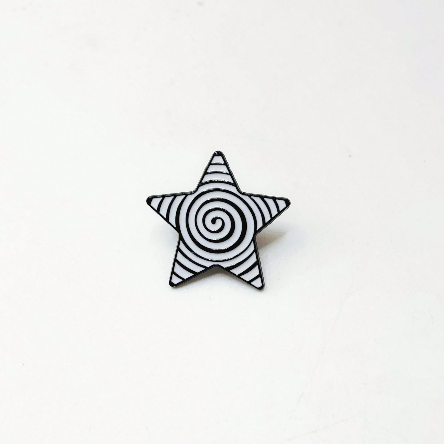 Five-Pointed Star Enamel Brooch Pin Fashion Decorative Brooches Ornaments Lapel Bag Badges Jewelry Gifts