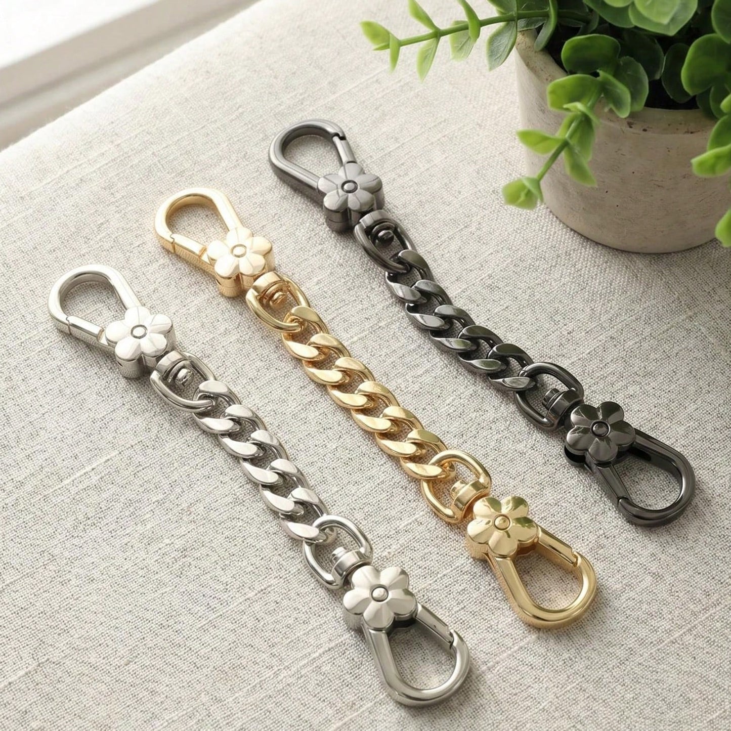 Flower Bag Strap Extender Chain, Rotatable Flower Clasps For DIY Bag Charms Women's Keychain